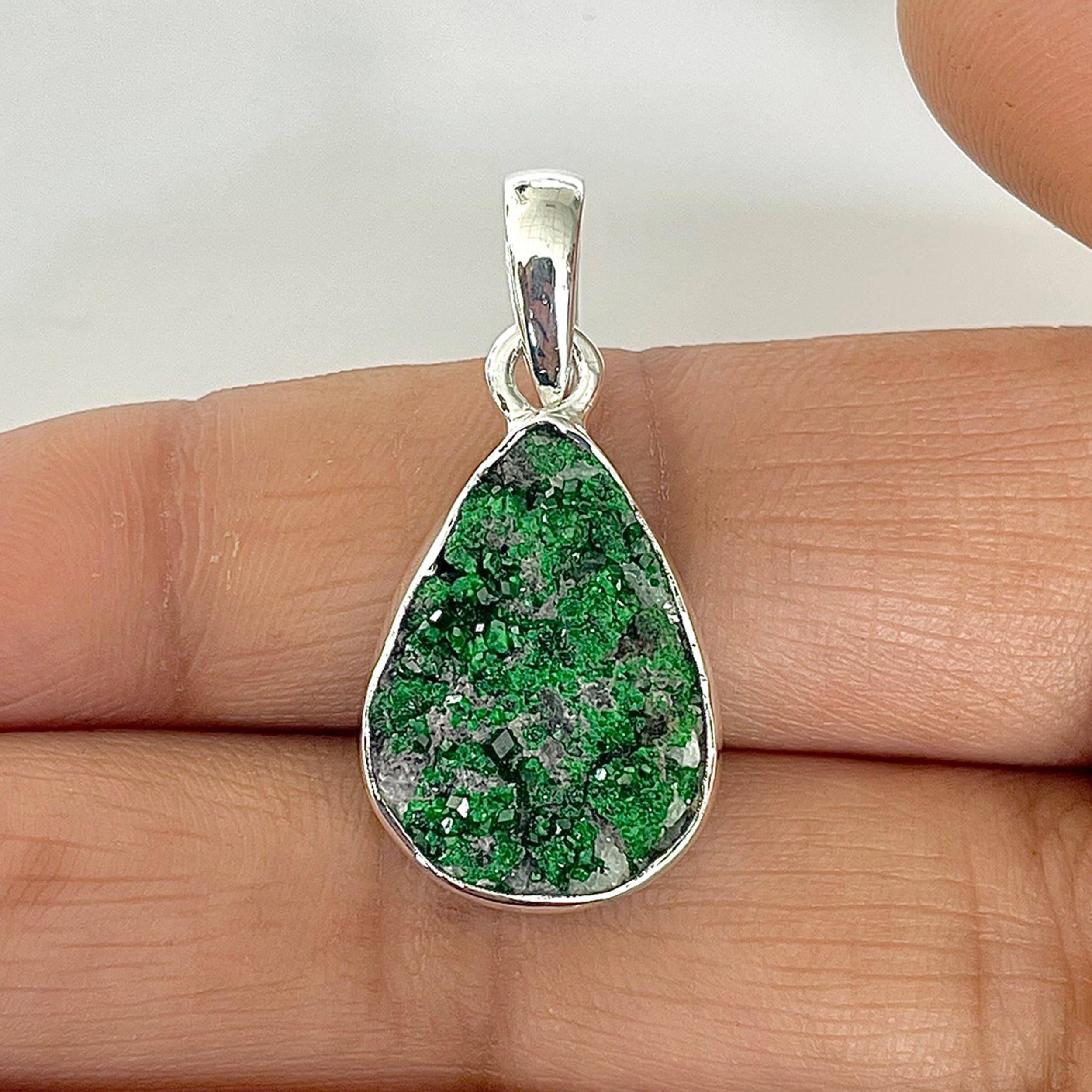 Uvarovite Pendant-(UVR-1-74)