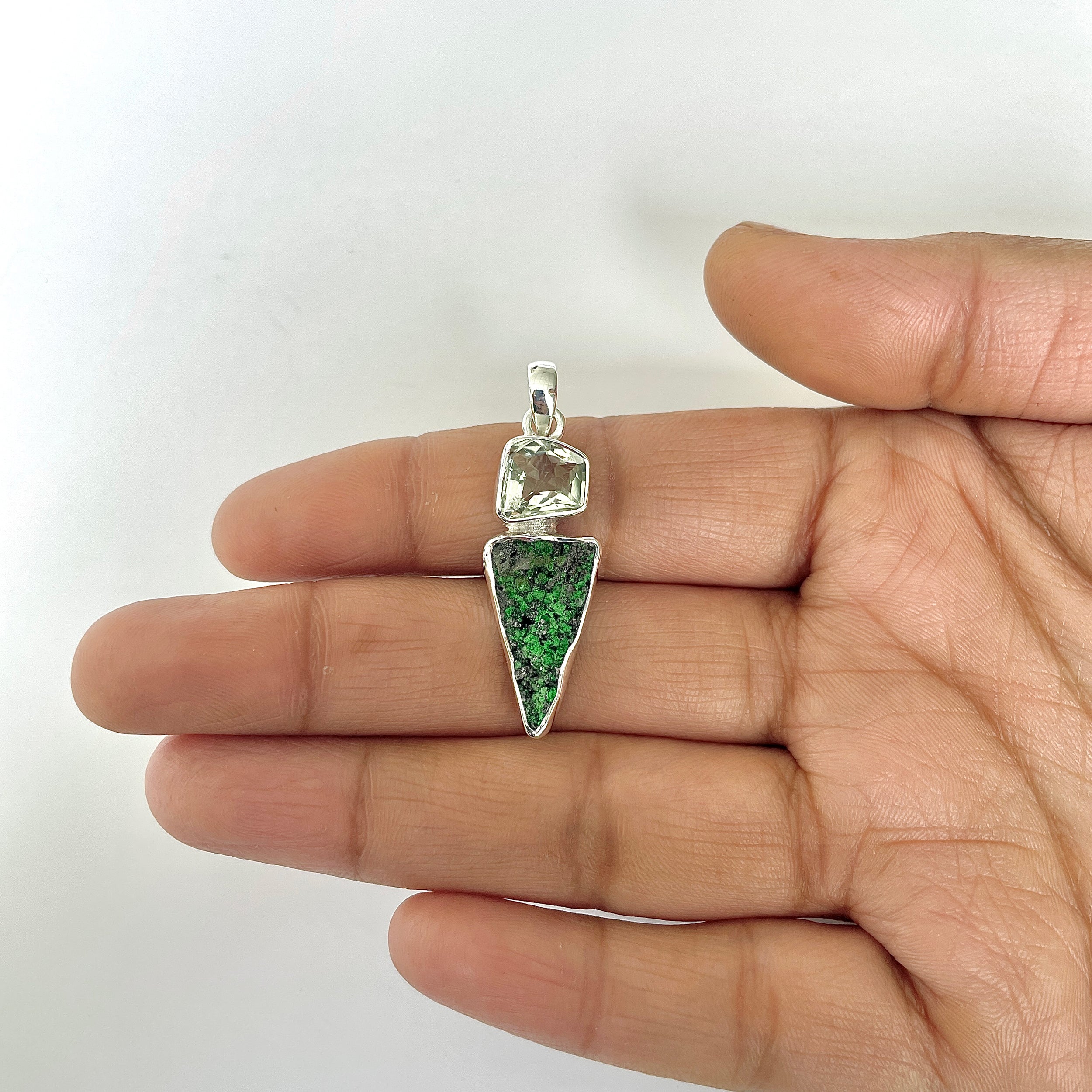 Uvarovite Pendant-(UVR-1-75)