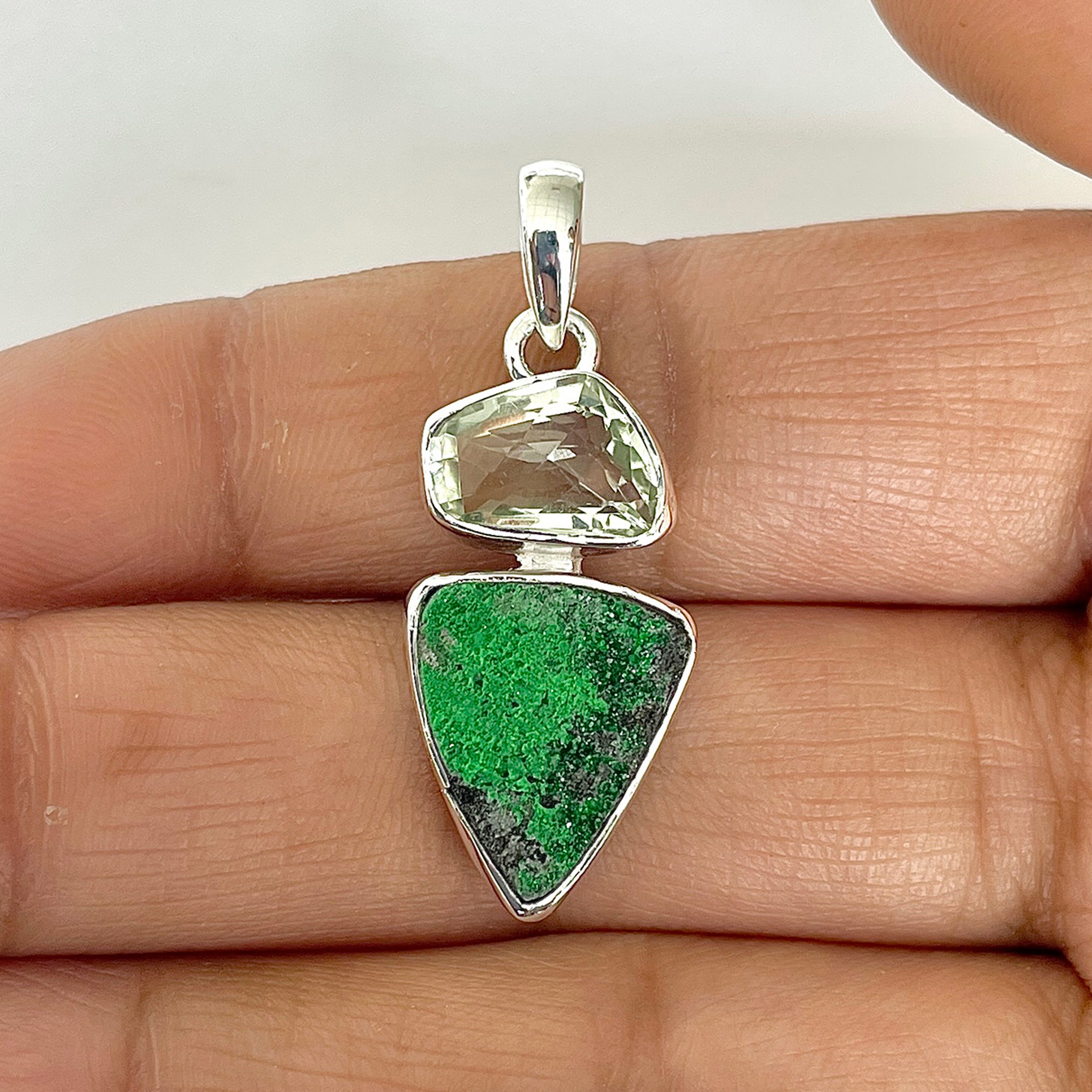 Uvarovite Pendant-(UVR-1-76)
