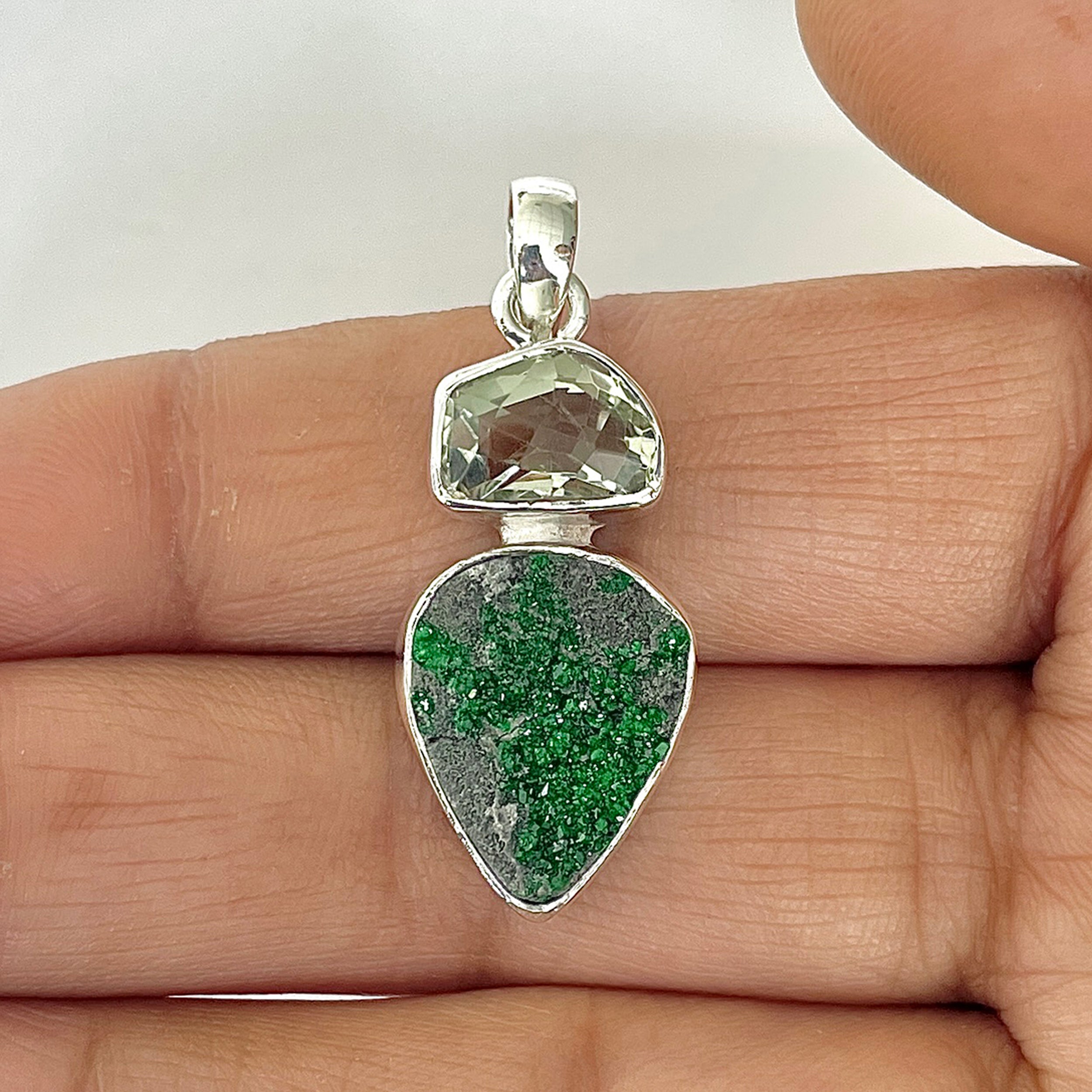 Uvarovite Pendant-(UVR-1-78)