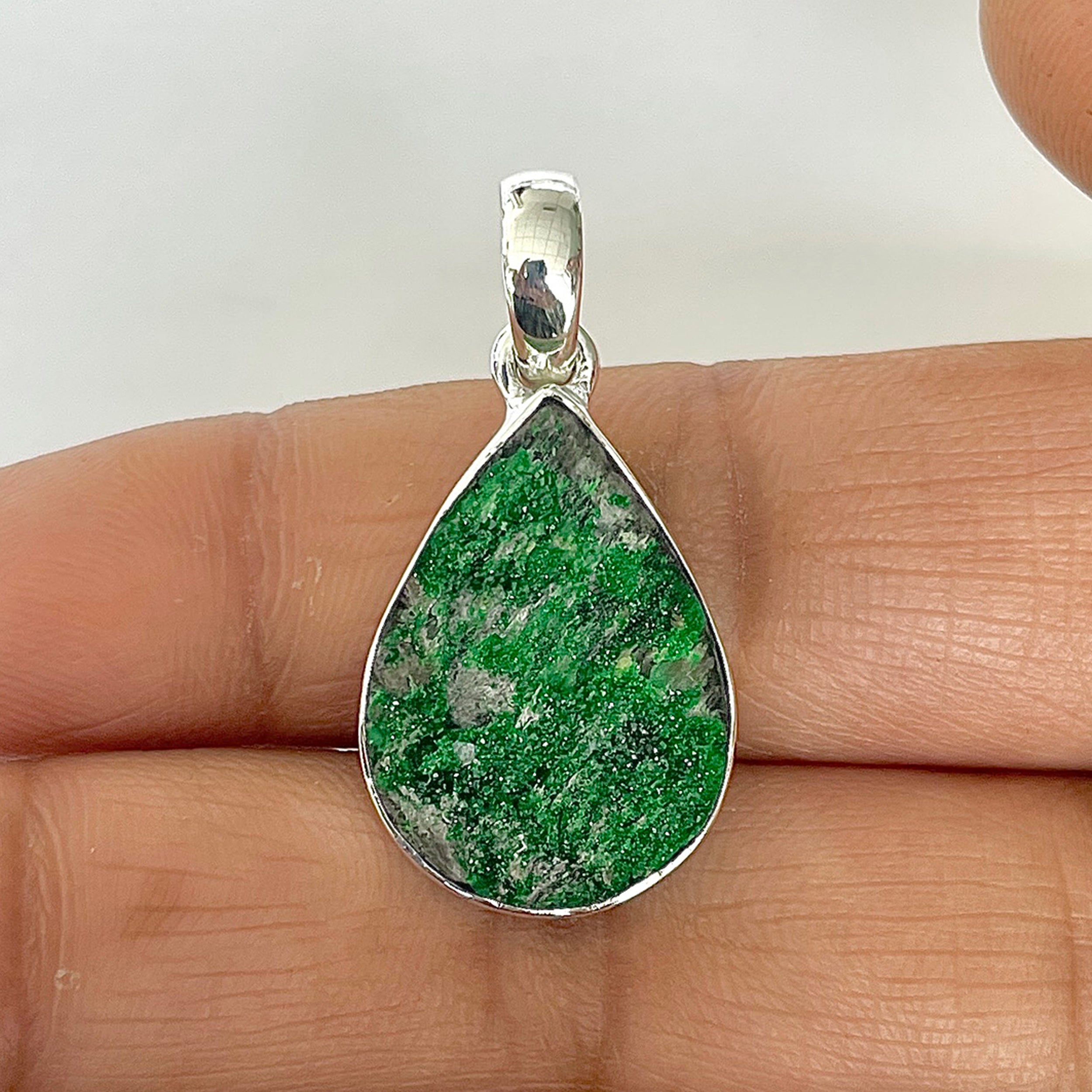 Uvarovite Pendant-(UVR-1-79)