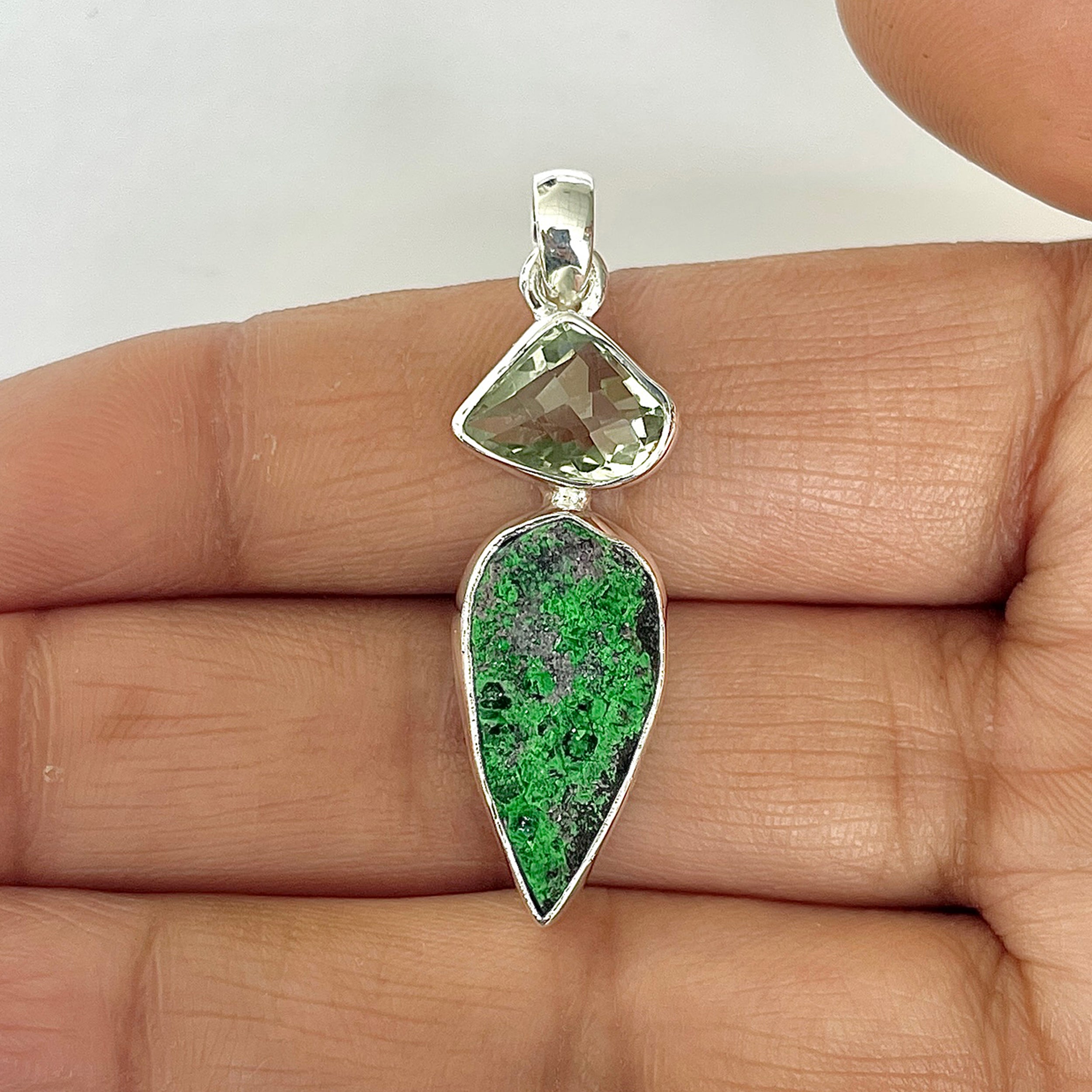 Uvarovite Pendant-(UVR-1-80)