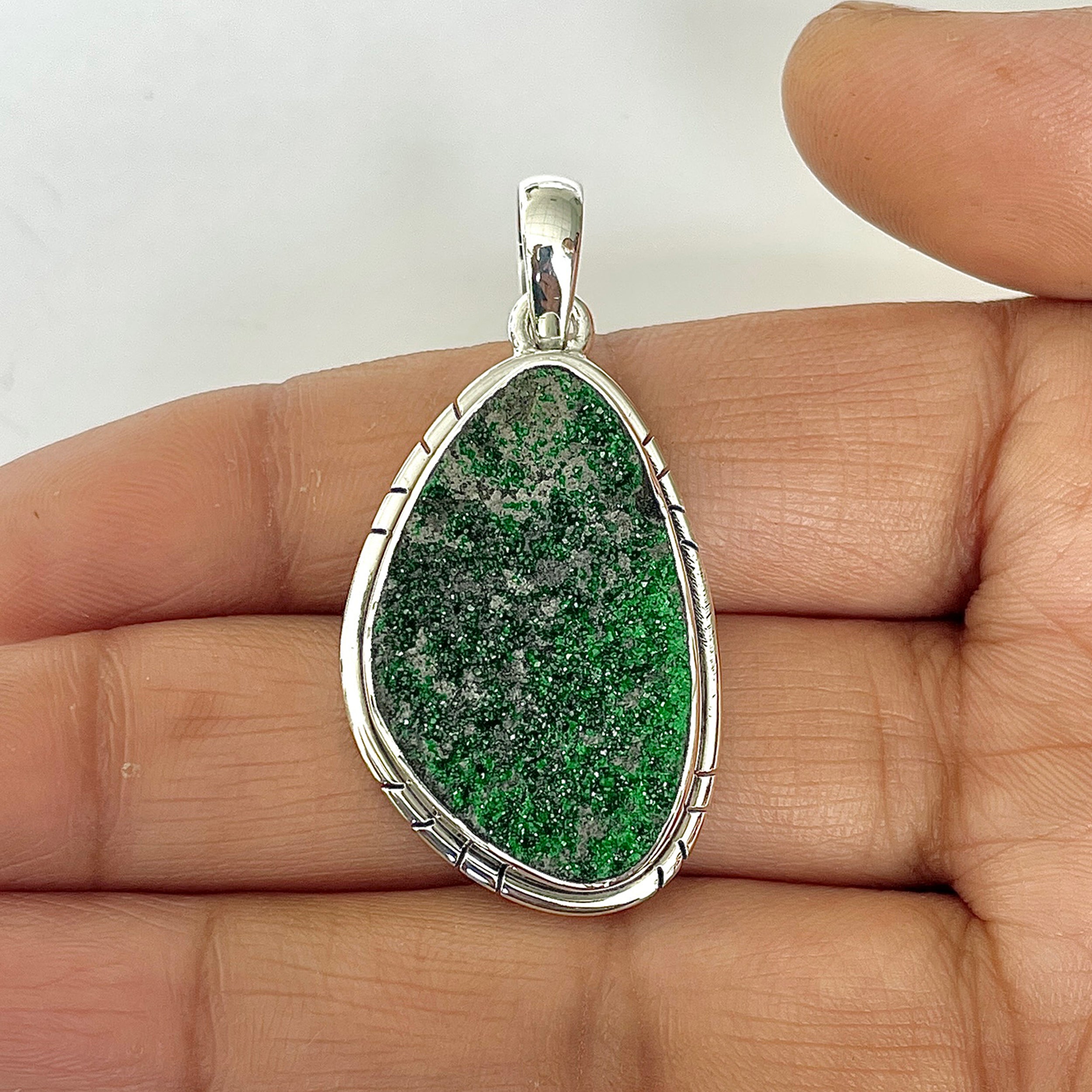 Uvarovite Pendant-(UVR-1-82)