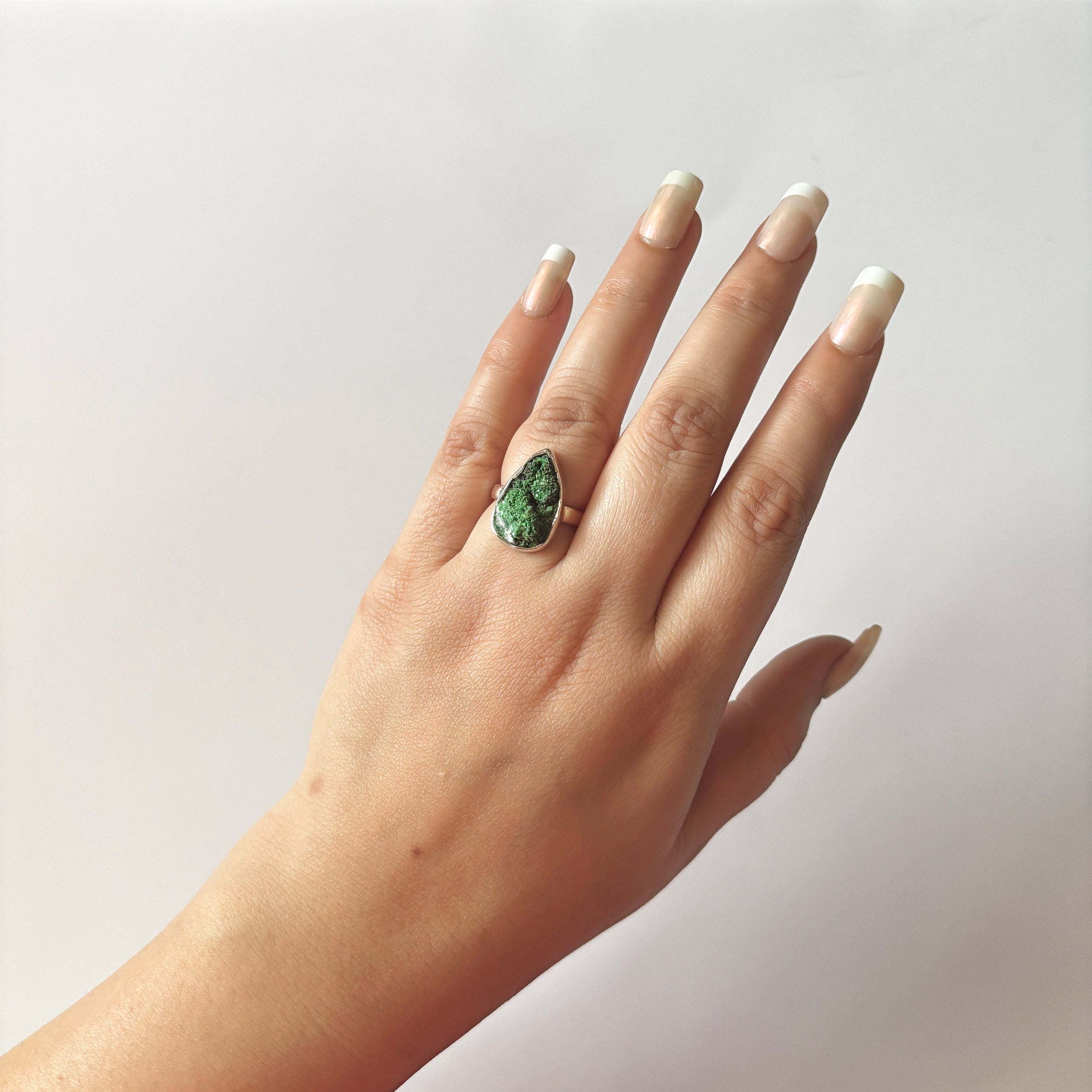 Uvarovite Ring-(UVR-2-109)