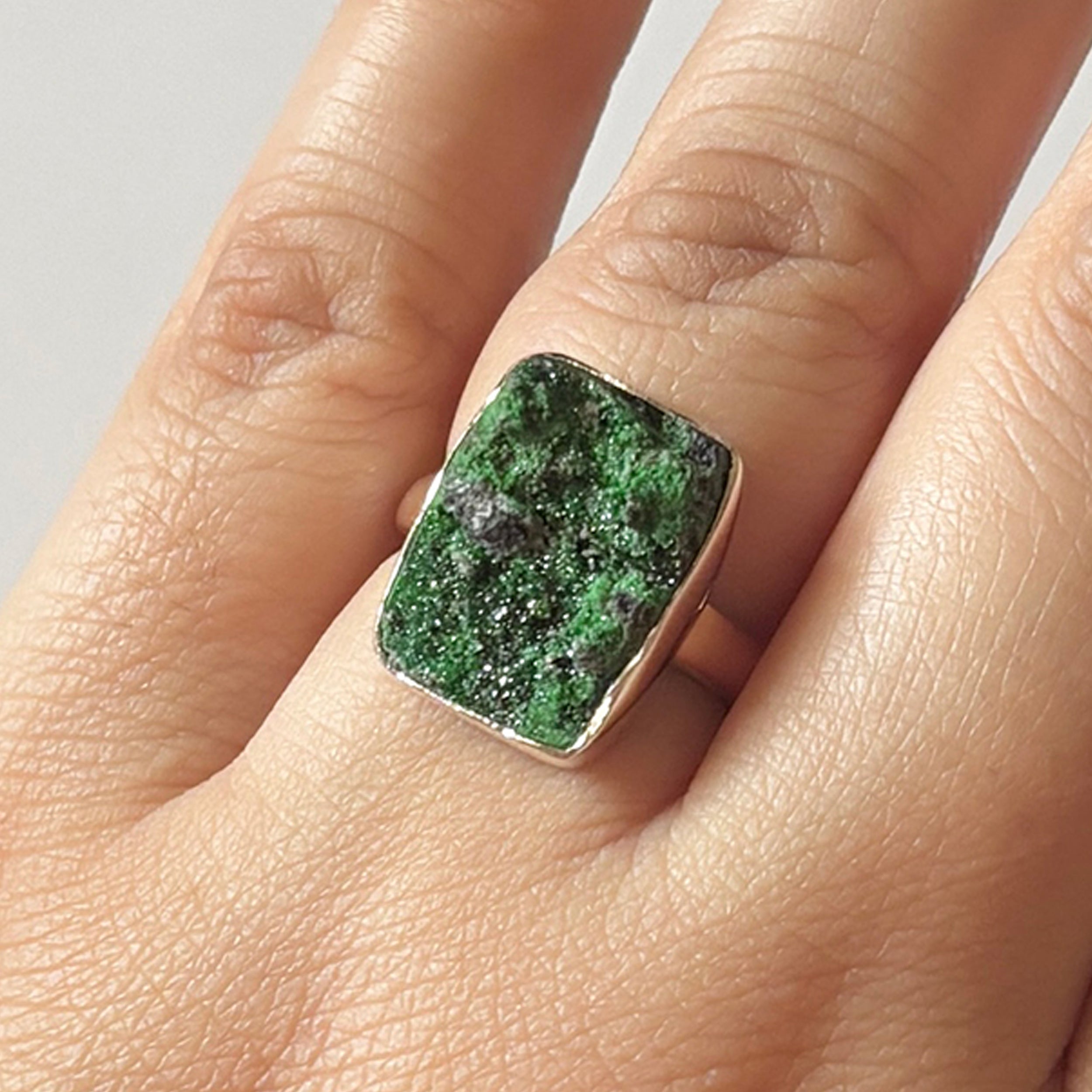 Uvarovite Ring-(UVR-2-113)