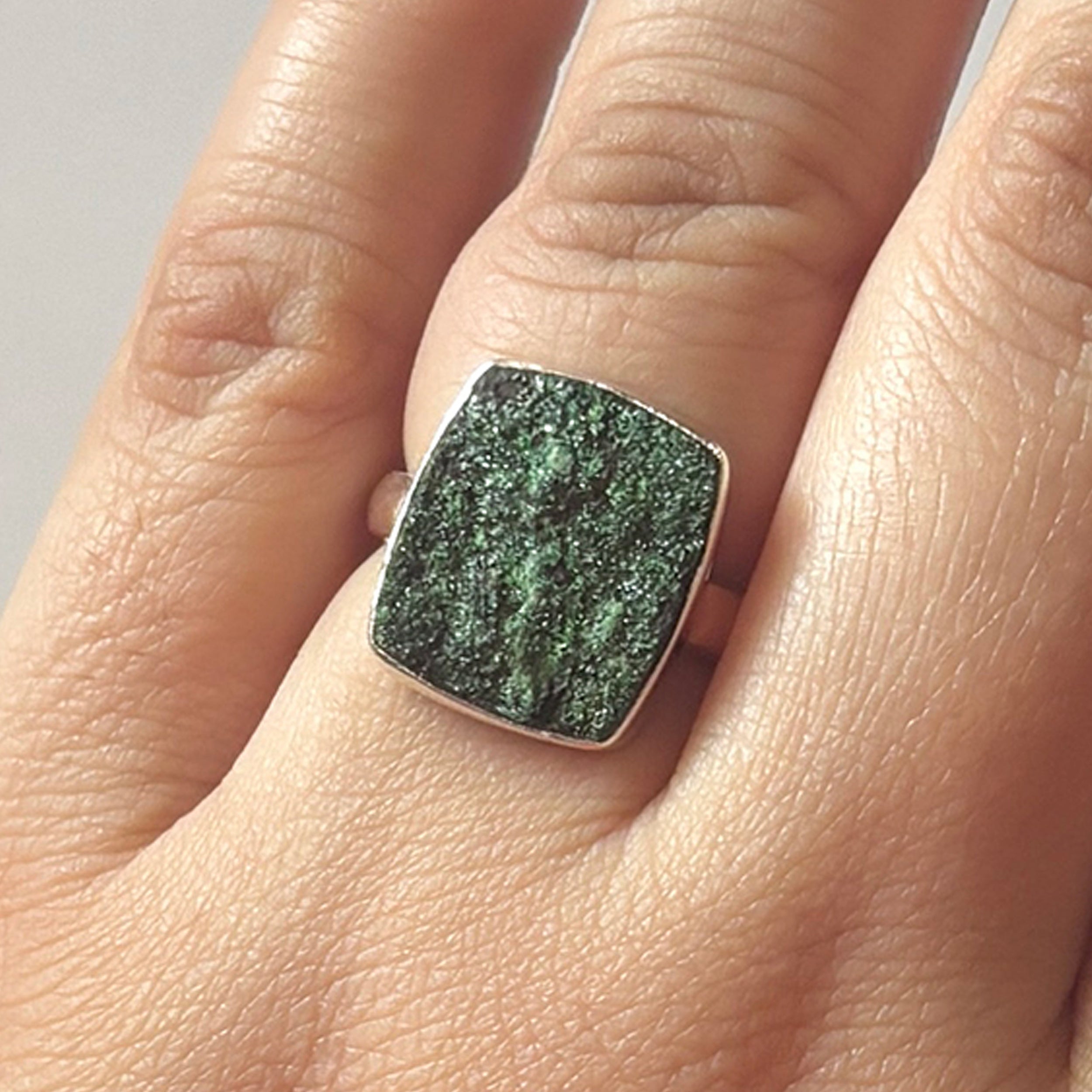 Uvarovite Ring-(UVR-2-130)