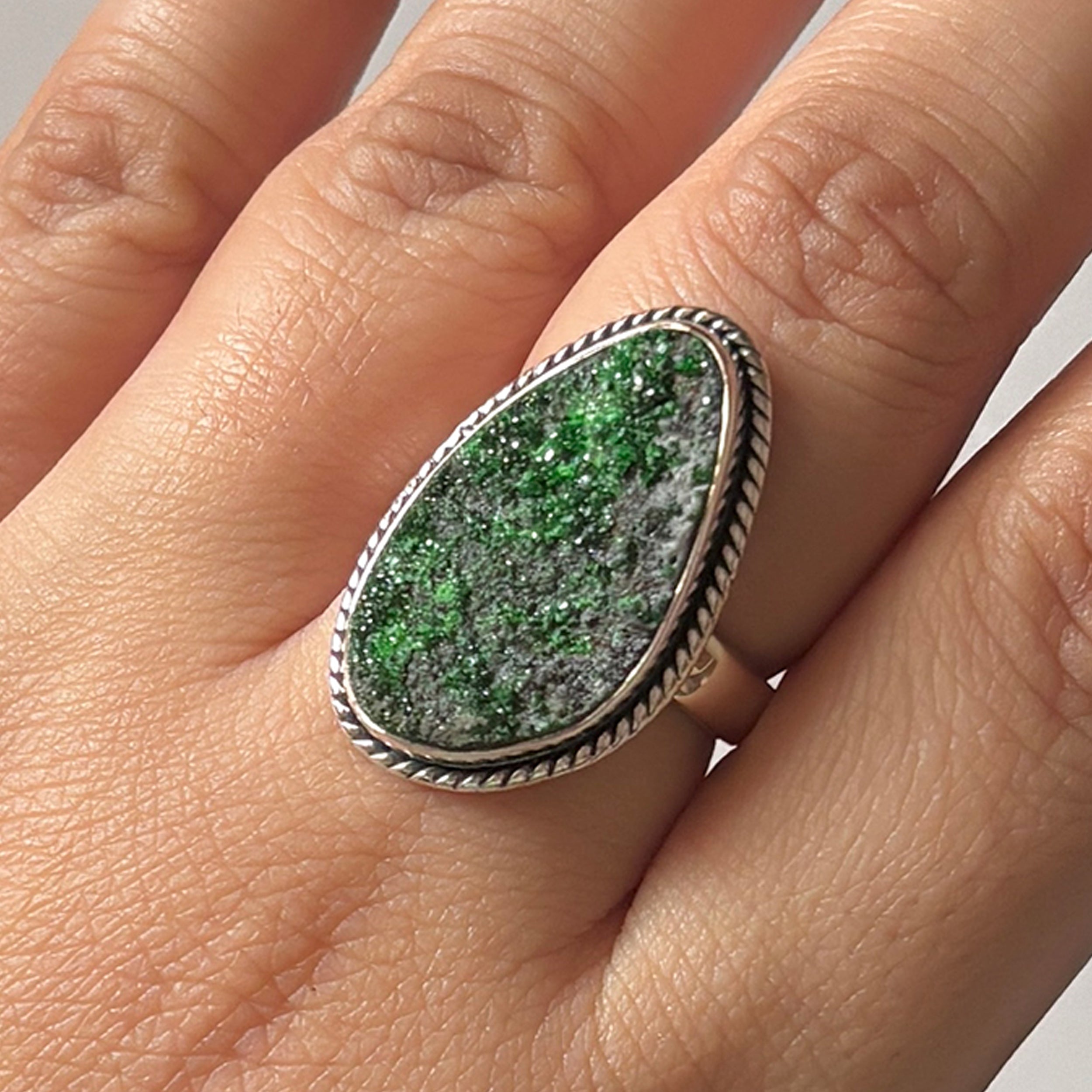 Uvarovite Ring-(UVR-2-14)