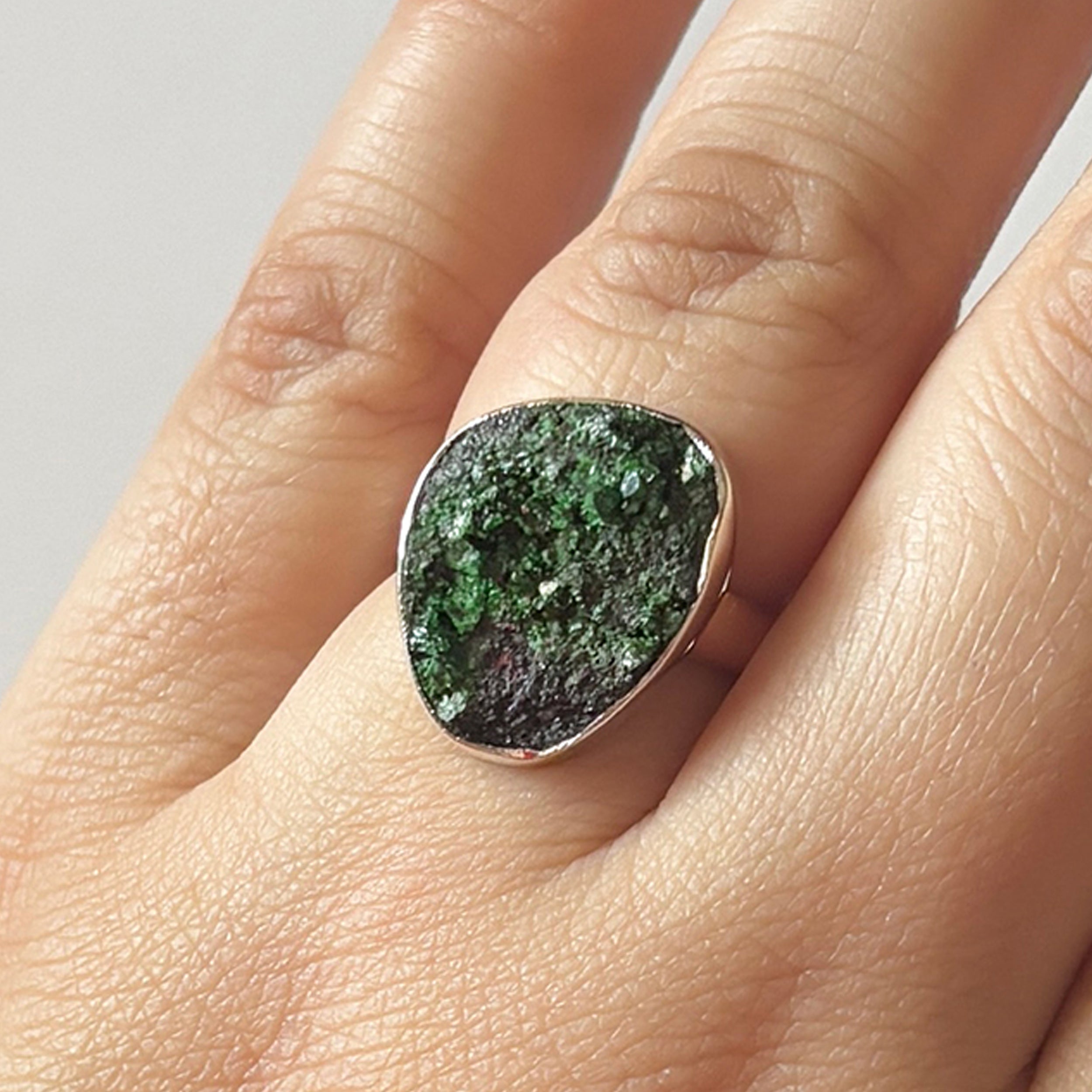 Uvarovite Ring-(UVR-2-144)