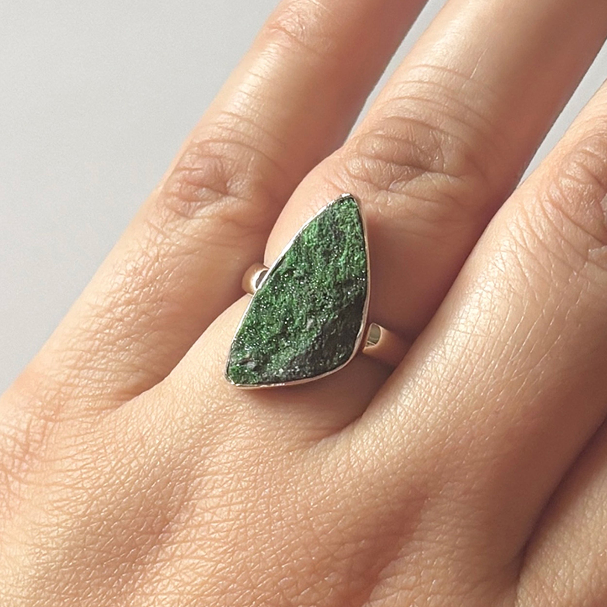 Uvarovite Ring-(UVR-2-158)