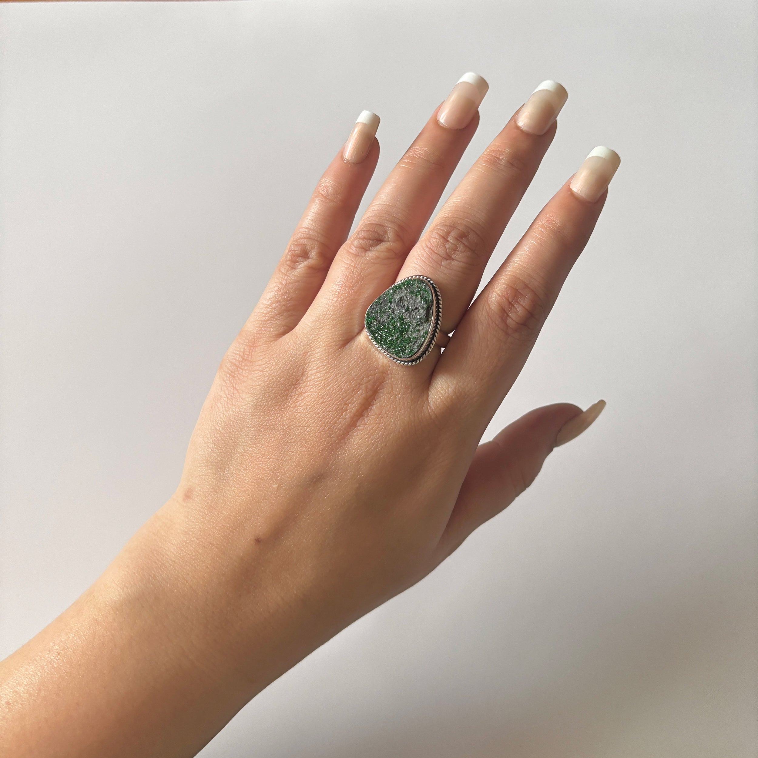 Uvarovite Ring-(UVR-2-16)