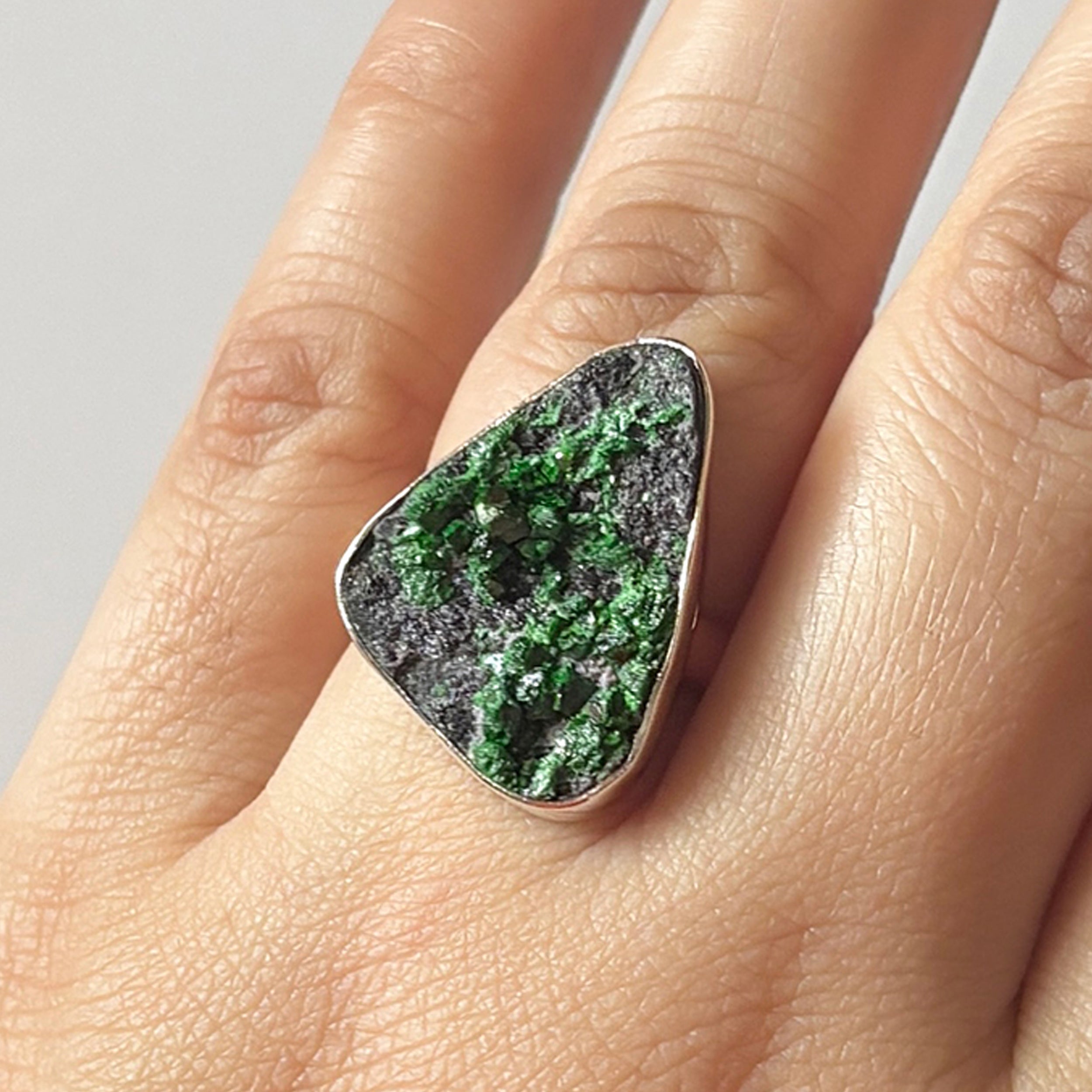 Uvarovite Ring-(UVR-2-170)