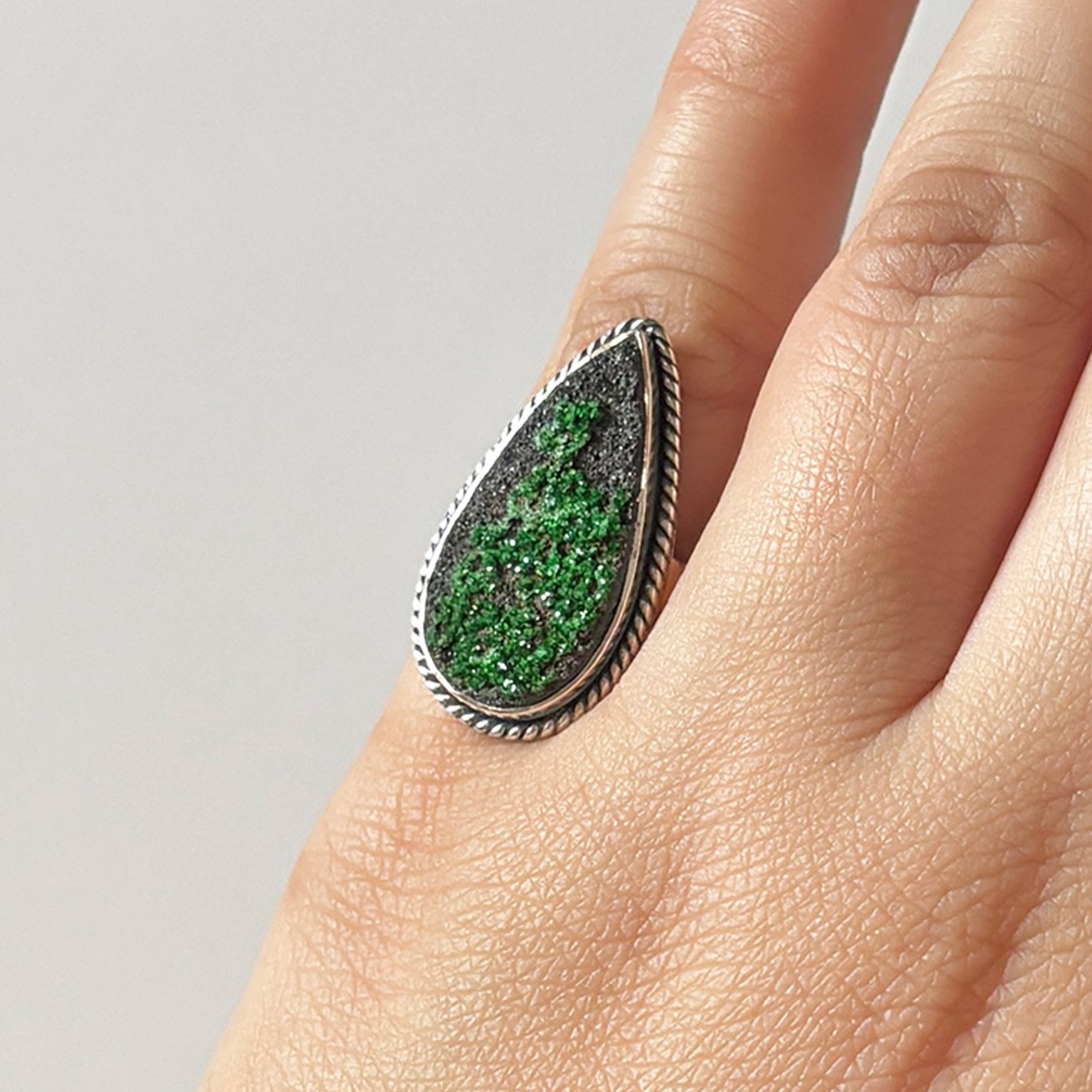 Uvarovite Ring-(UVR-2-176)