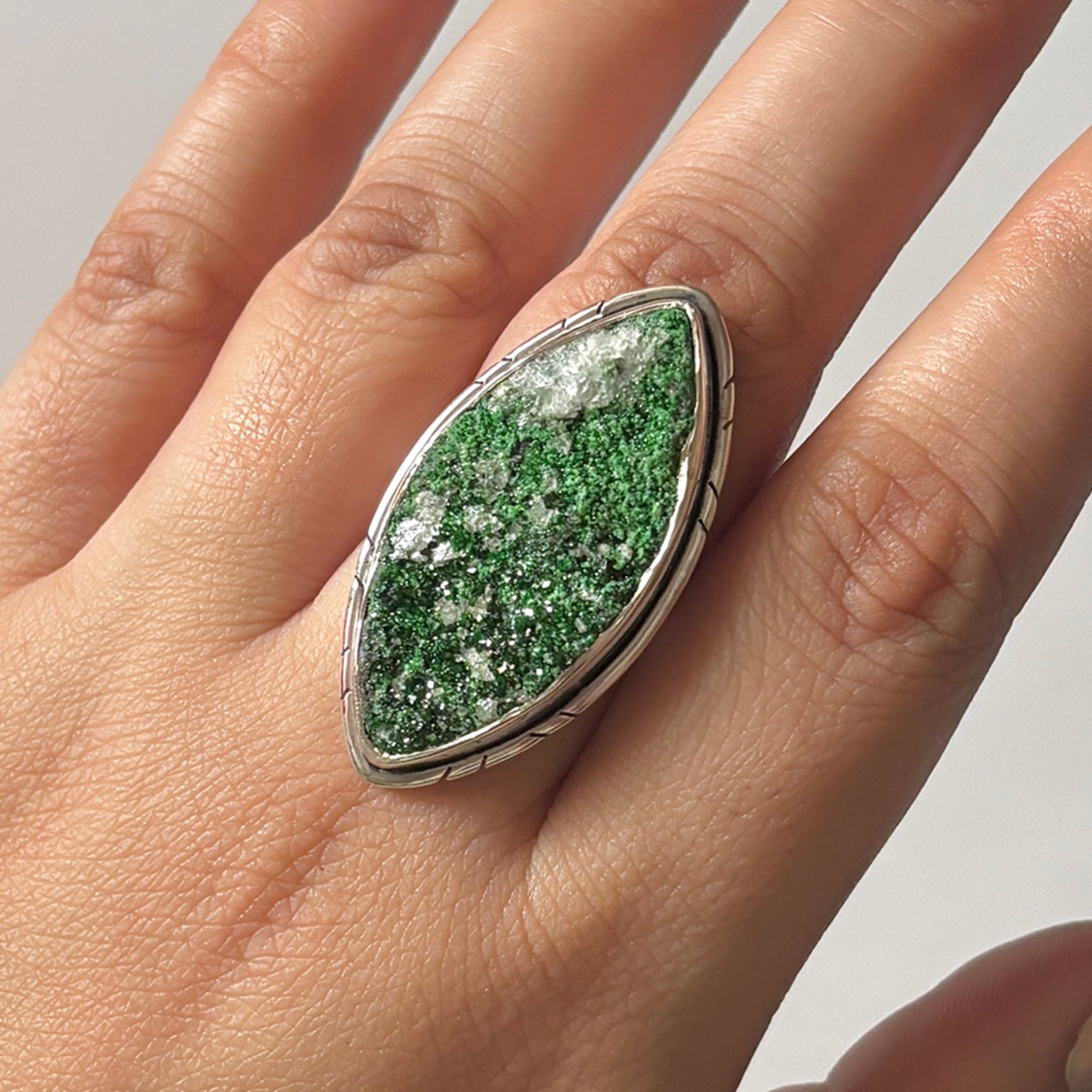 Uvarovite Ring-(UVR-2-26)