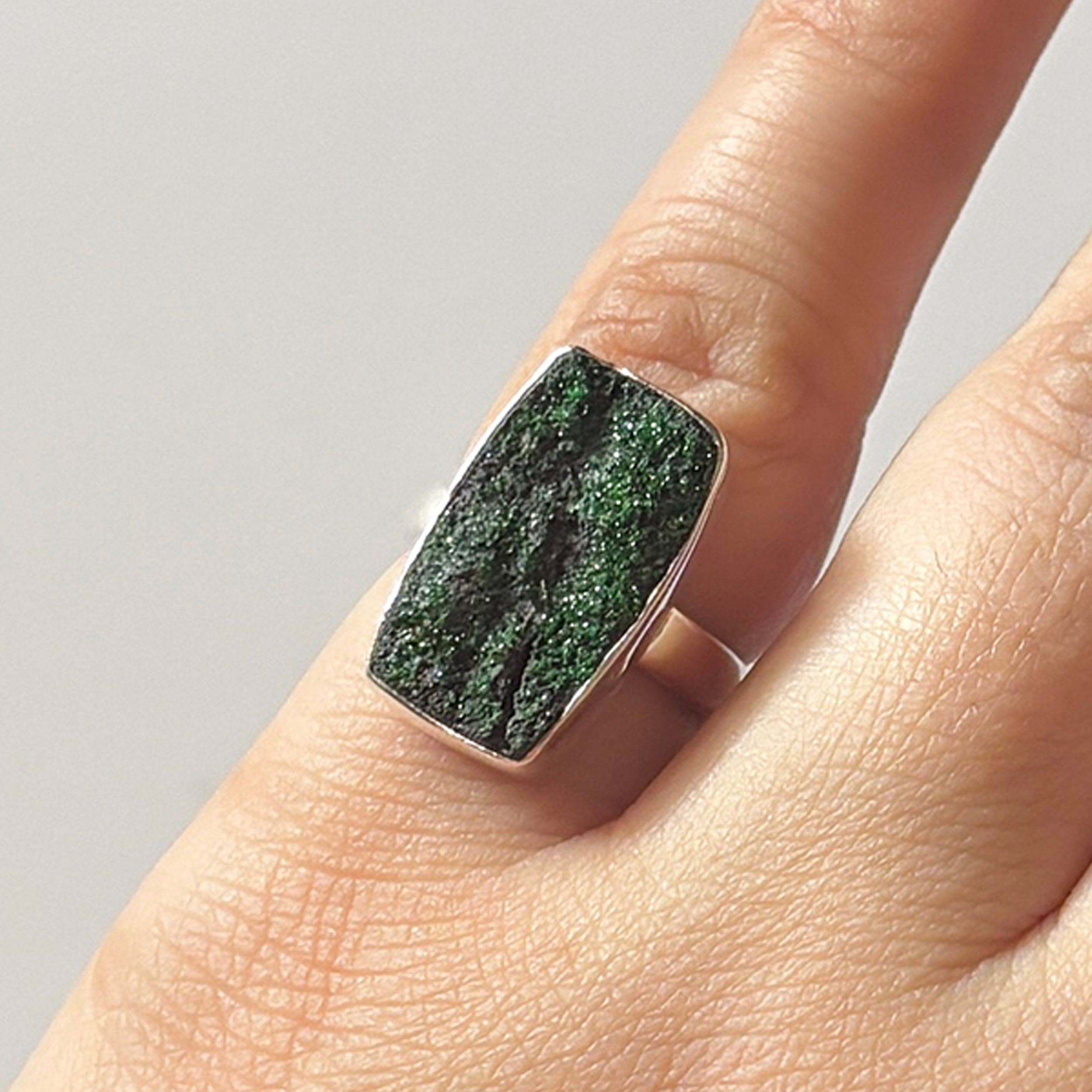 Uvarovite Ring-(UVR-2-38)