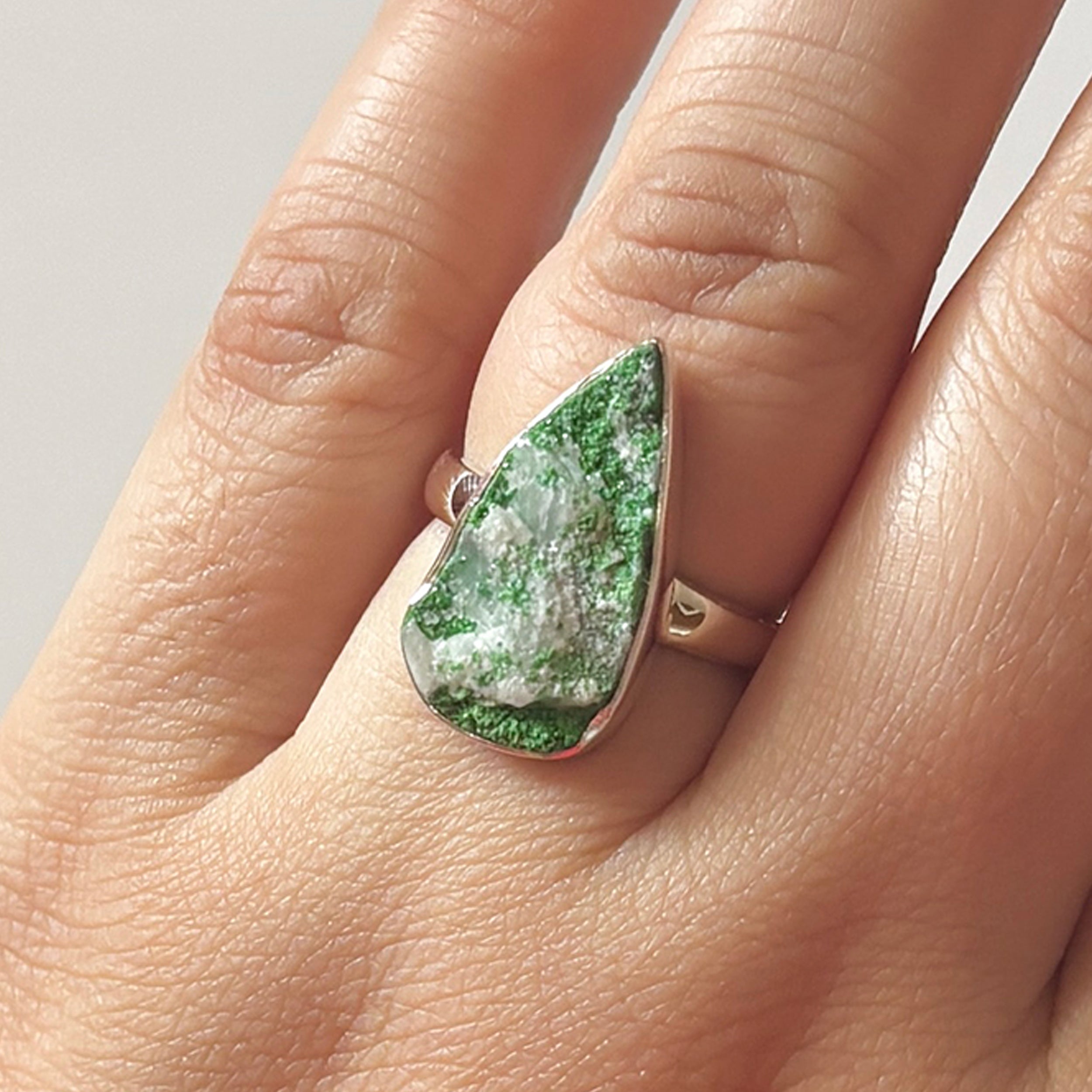 Uvarovite Ring-(UVR-2-43)