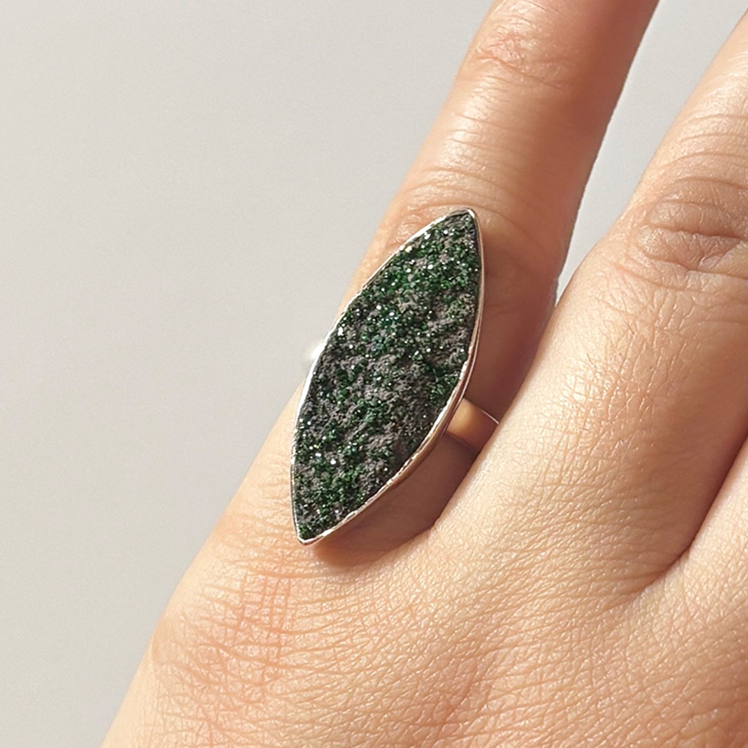 Uvarovite Ring-(UVR-2-49)