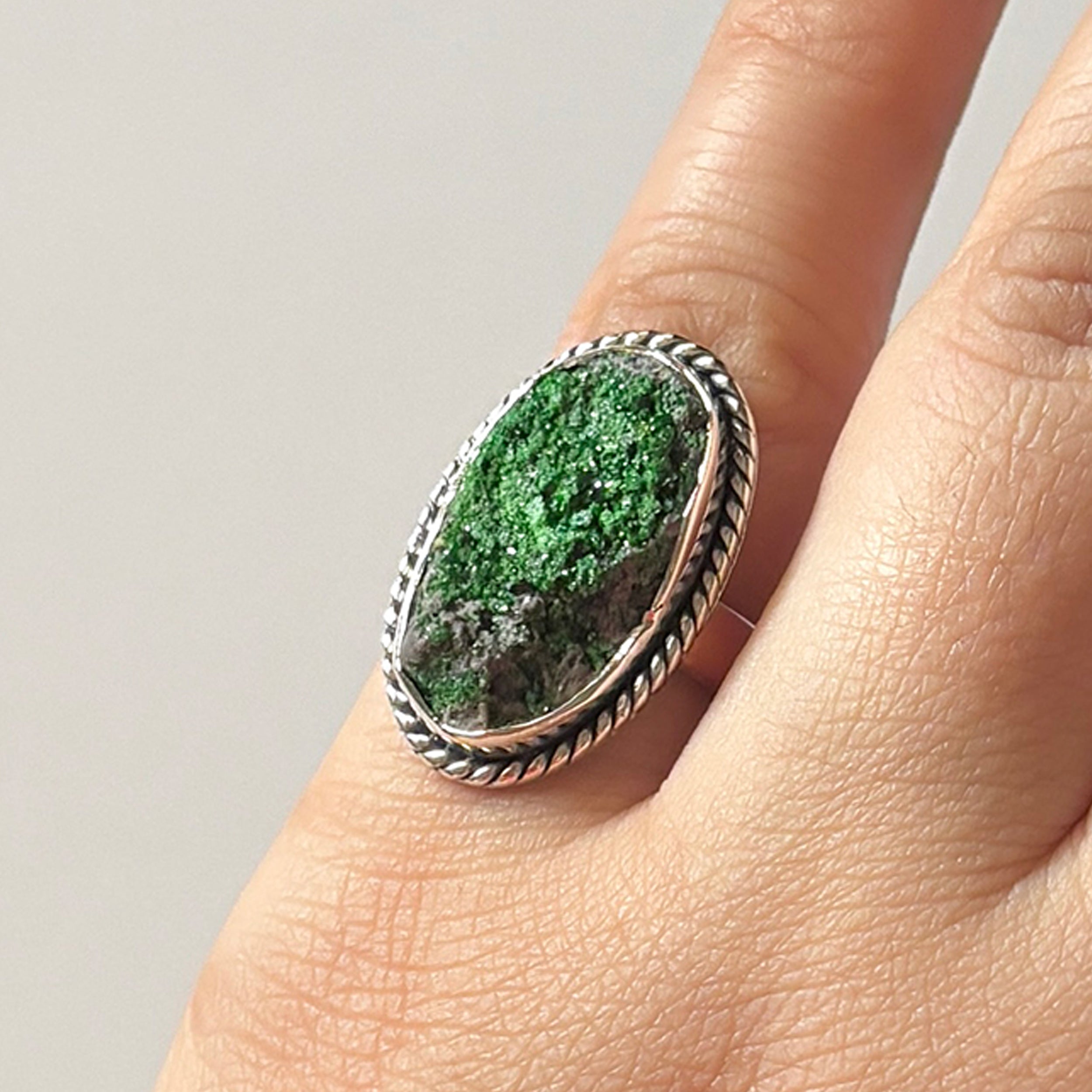 Uvarovite Ring-(UVR-2-51)