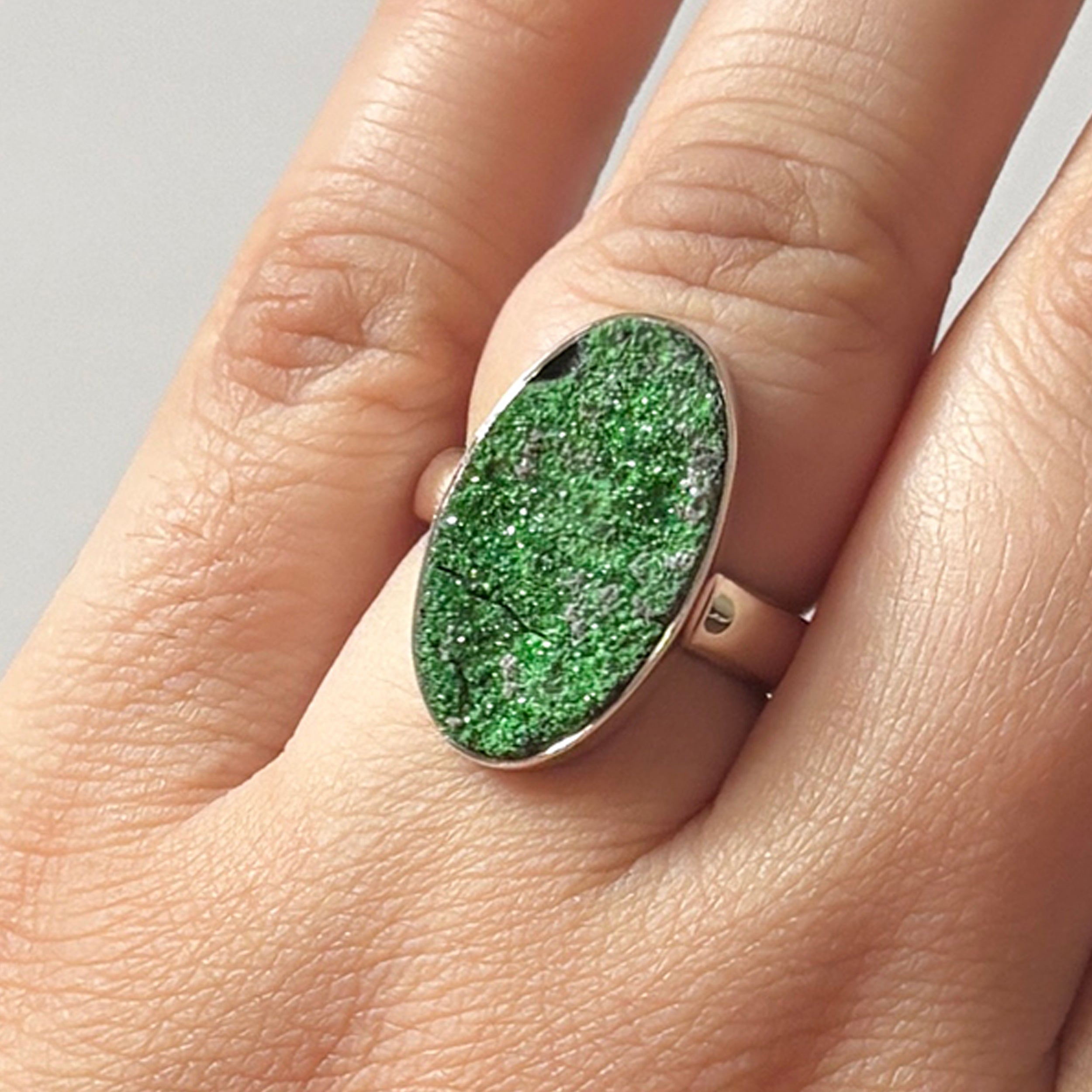 Uvarovite Ring-(UVR-2-54)