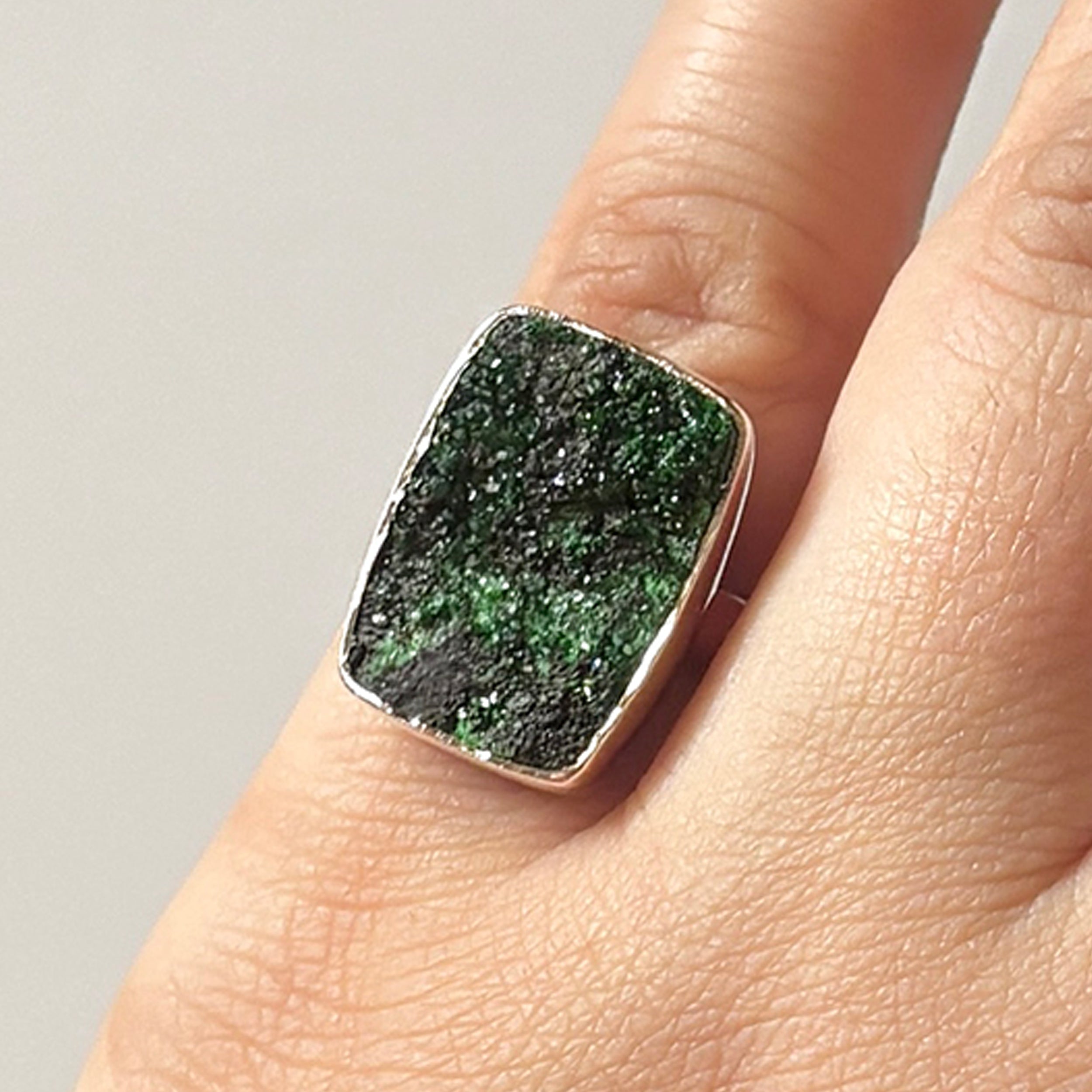 Uvarovite Ring-(UVR-2-57)