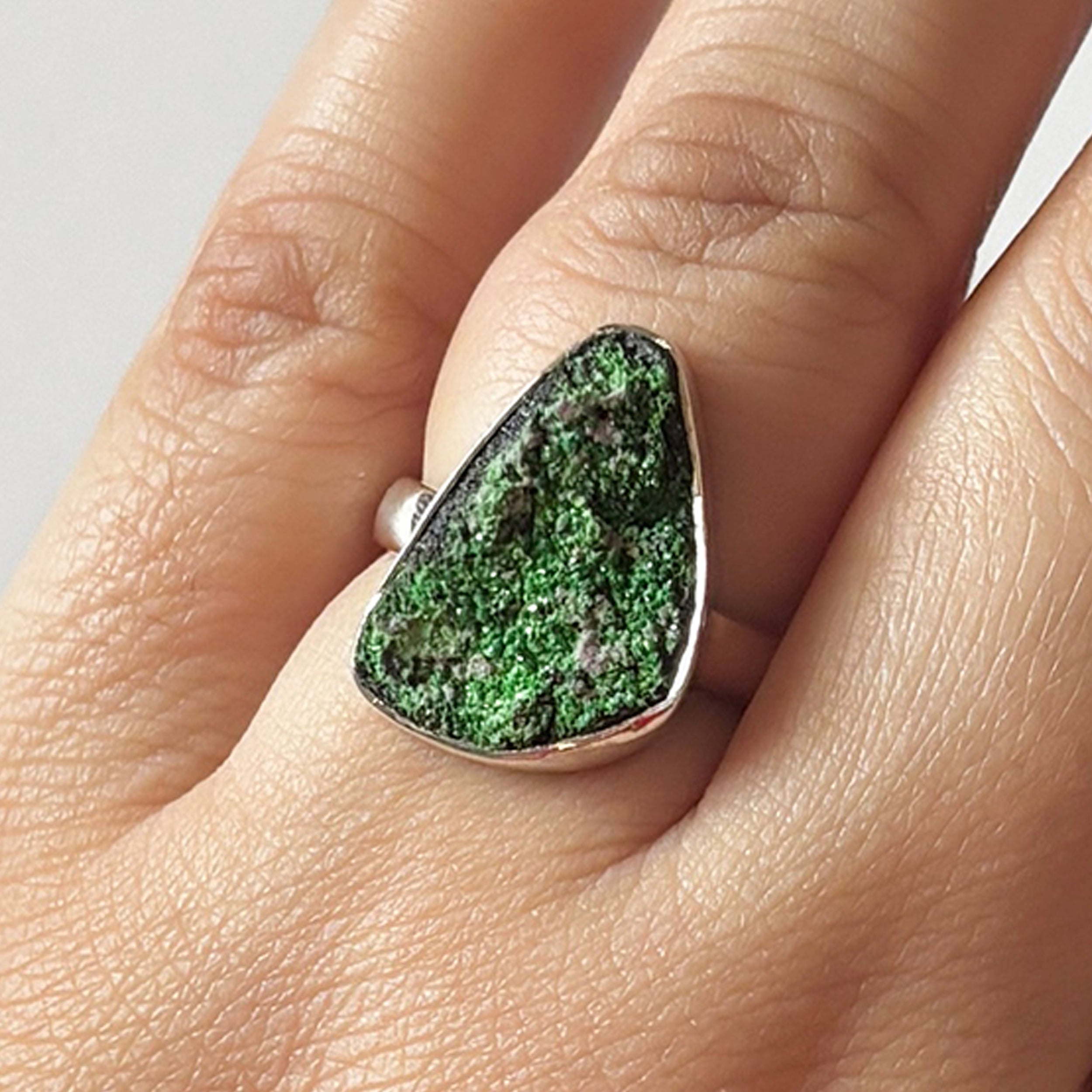 Uvarovite Ring-(UVR-2-64)