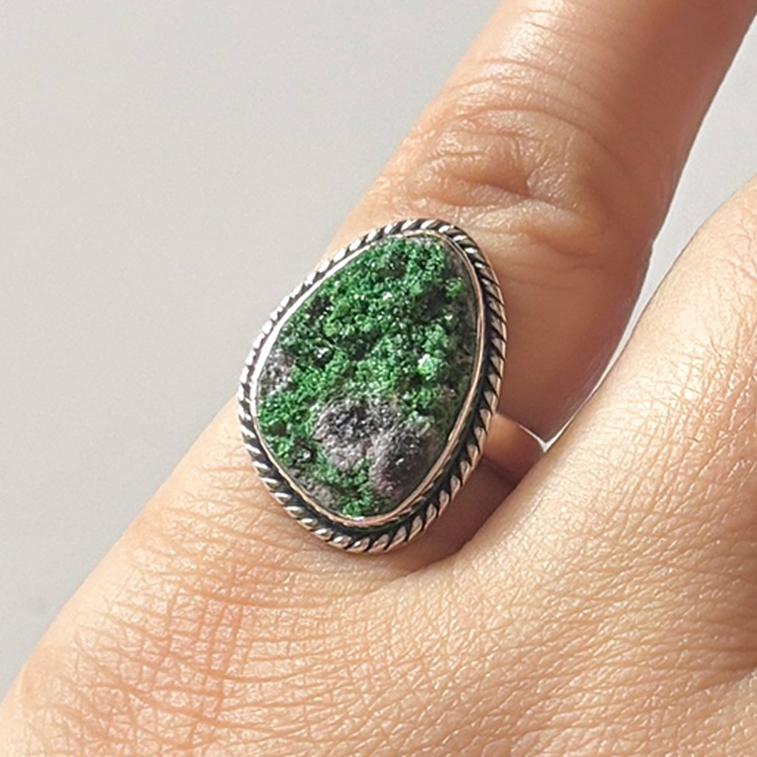 Uvarovite Ring-(UVR-2-66)