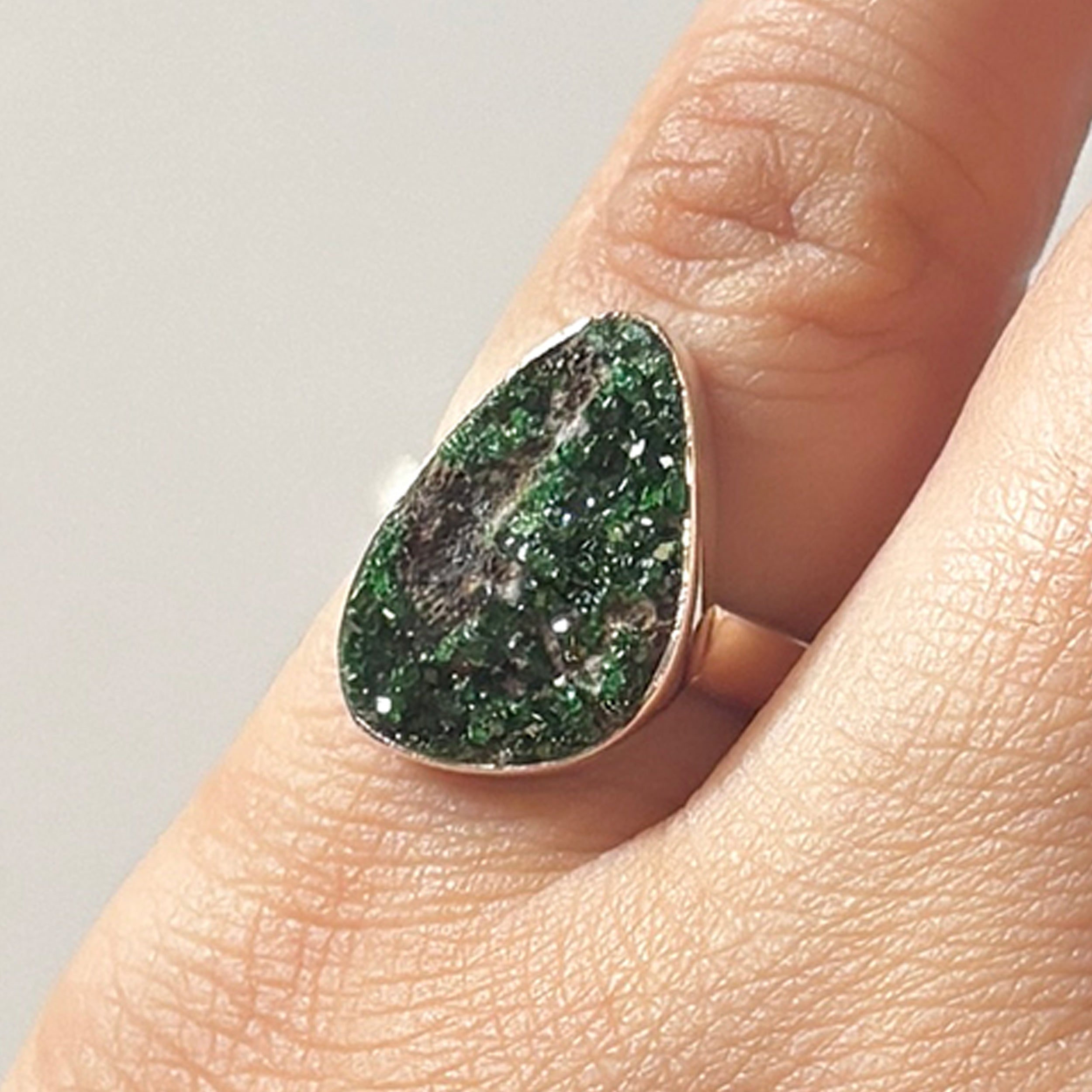 Uvarovite Ring-(UVR-2-81)