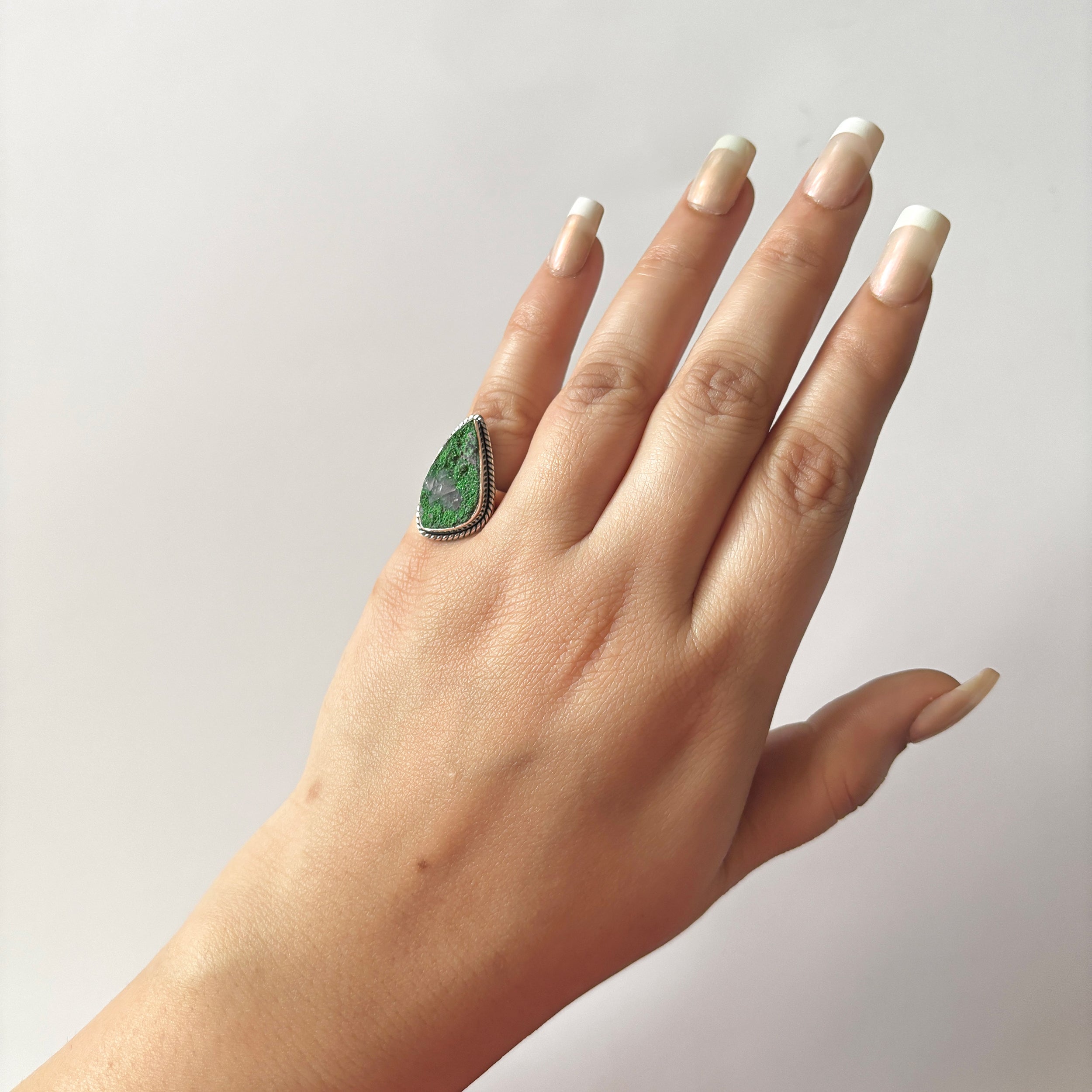 Uvarovite Ring-(UVR-2-85)