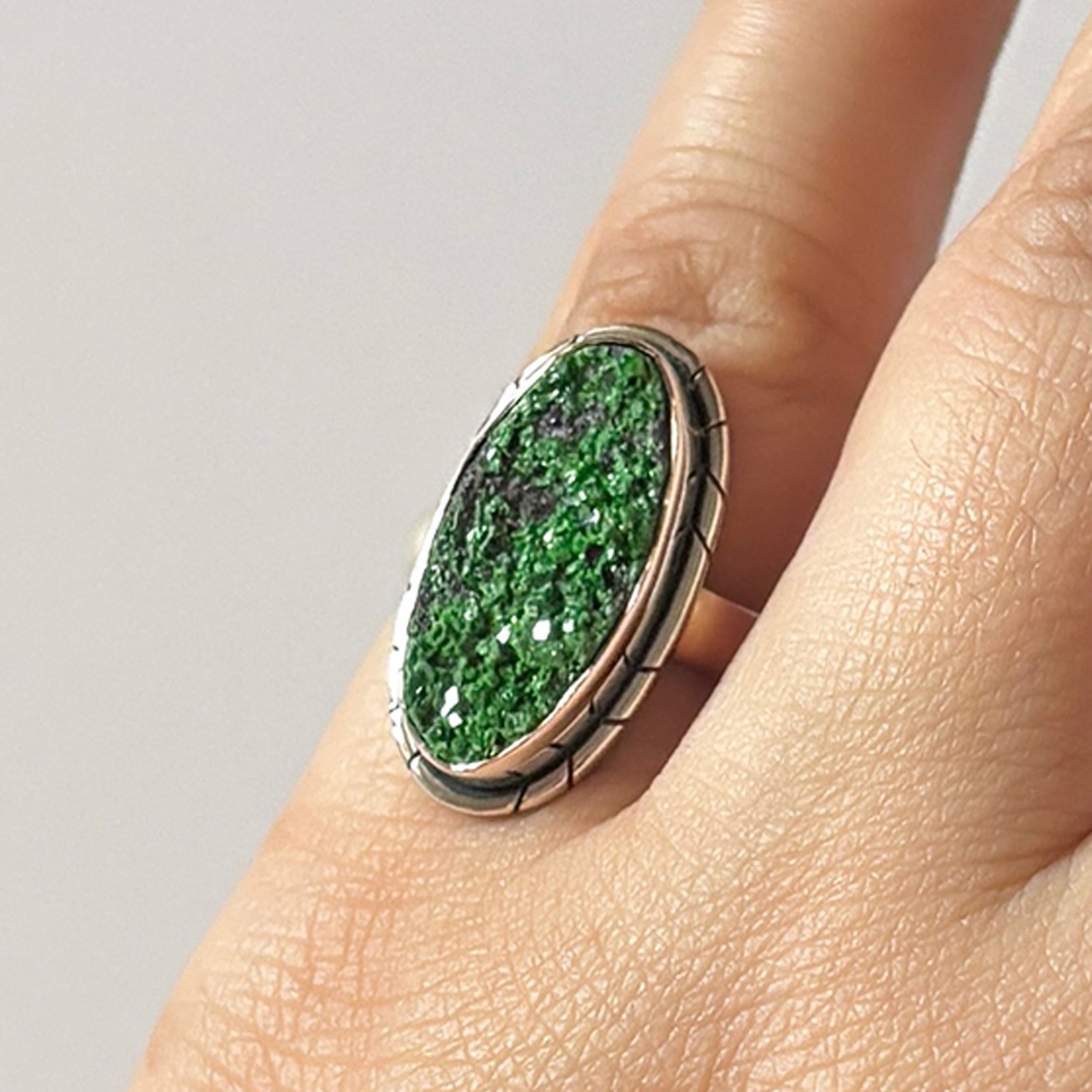 Uvarovite Ring-(UVR-2-93)