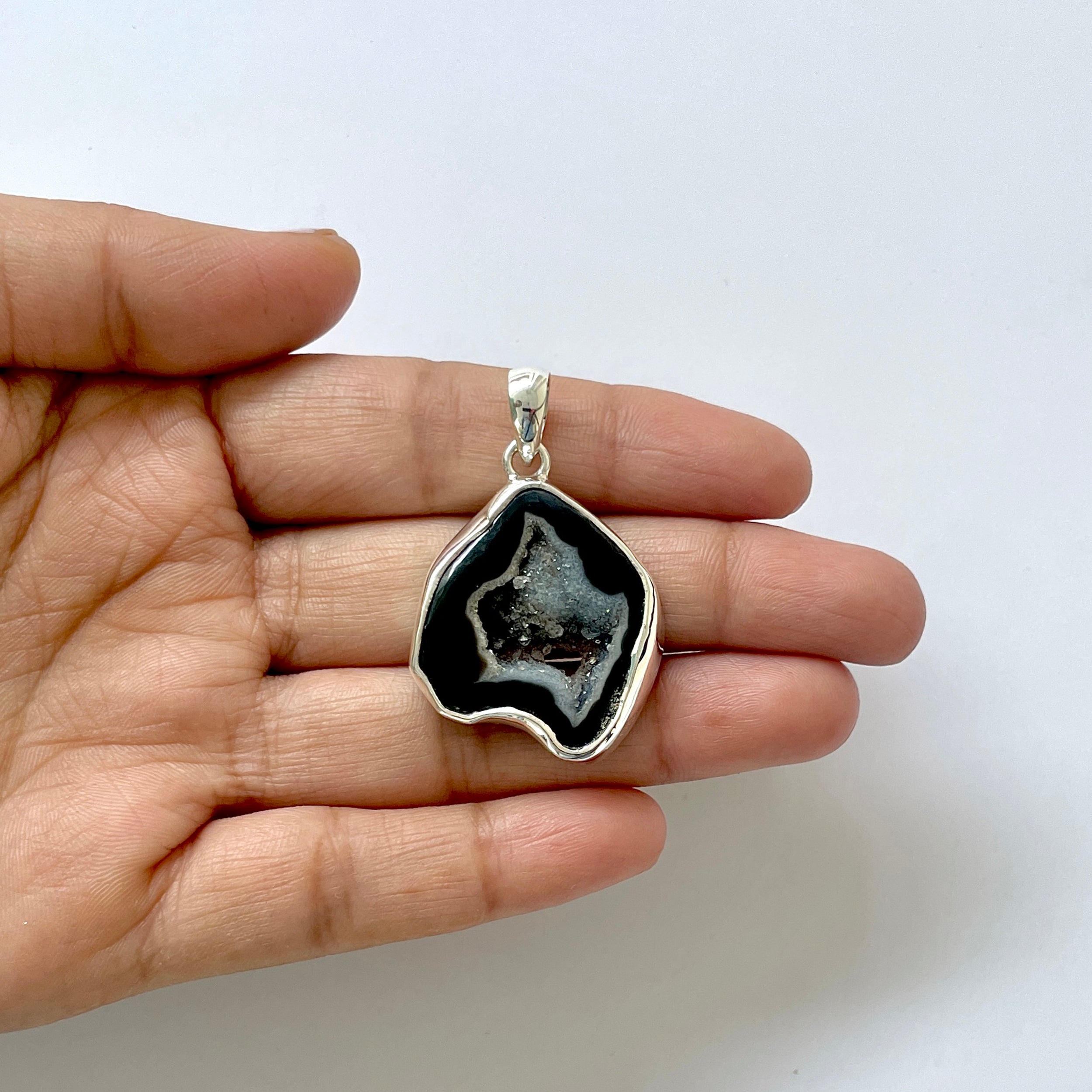 Agate Black Pendant-(ABL-1-1)
