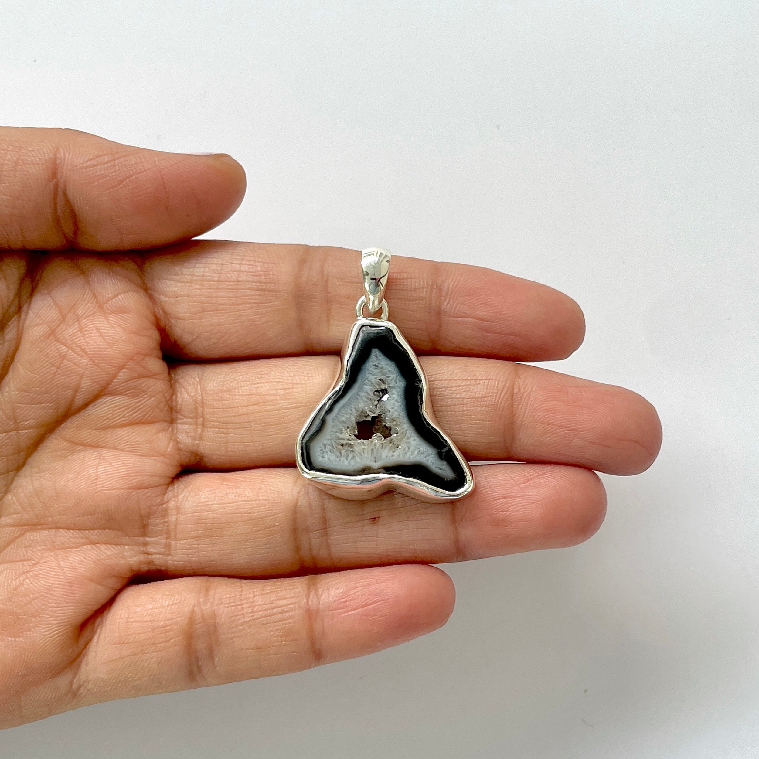 Agate Black Pendant-(ABL-1-13)