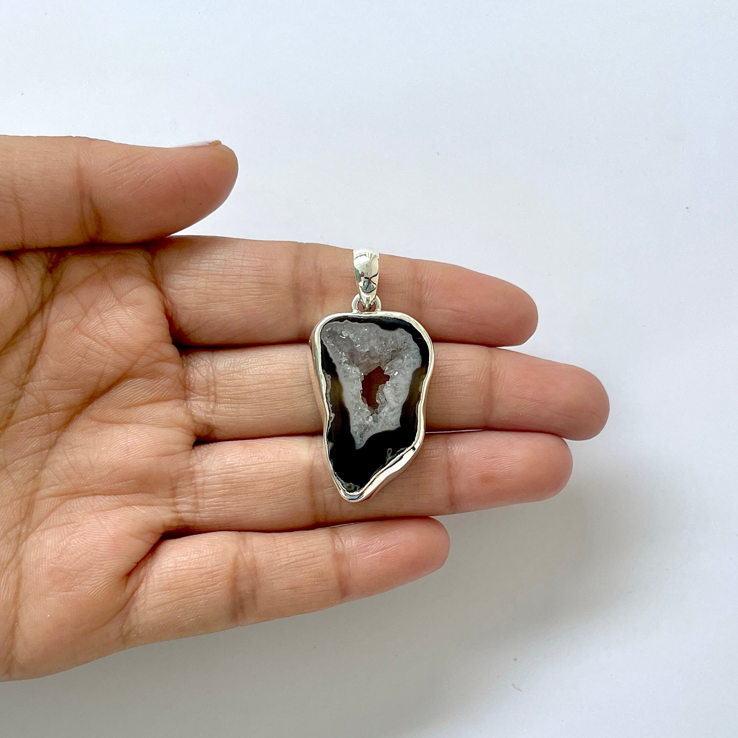 Agate Black Pendant-(ABL-1-16)