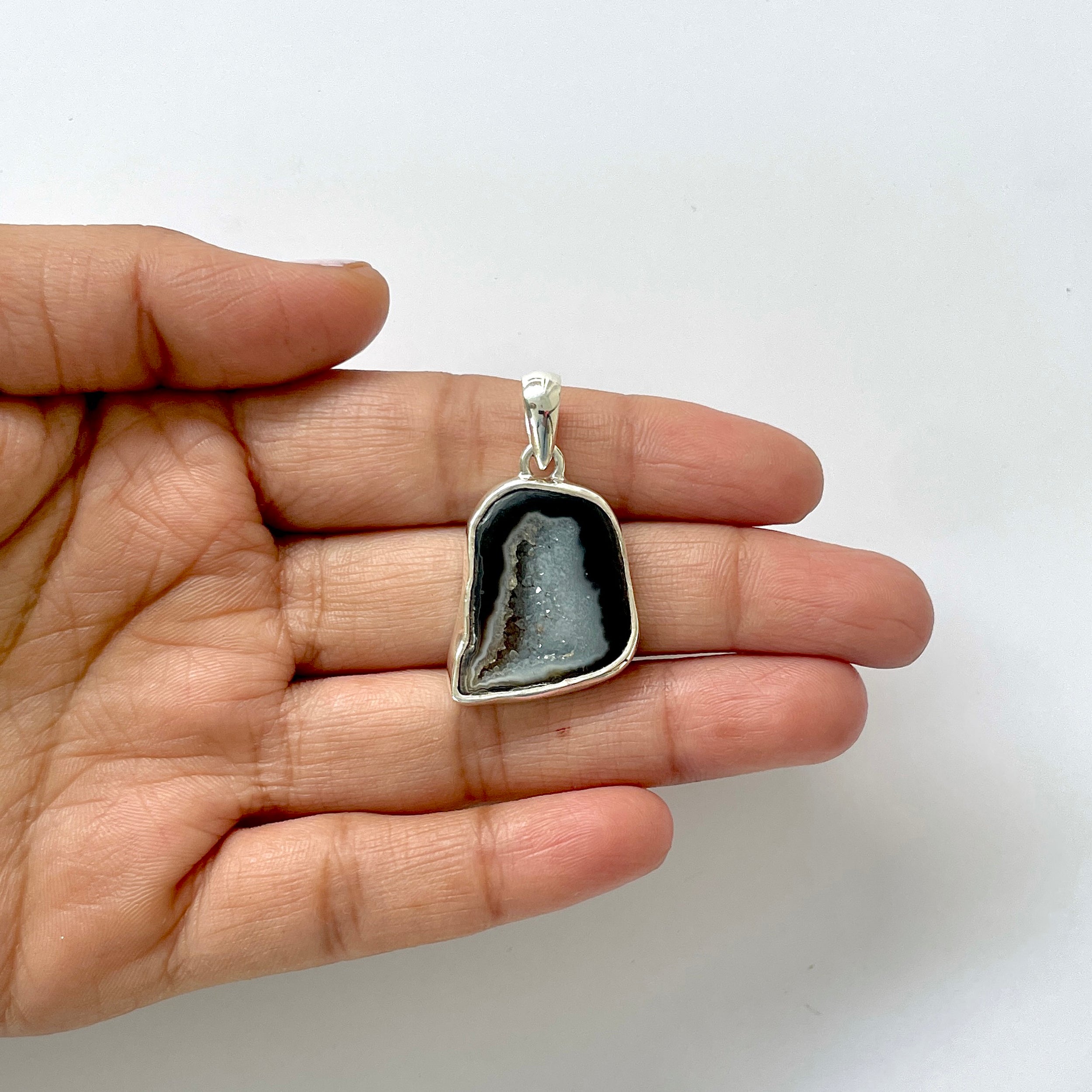 Agate Black Pendant-(ABL-1-19)