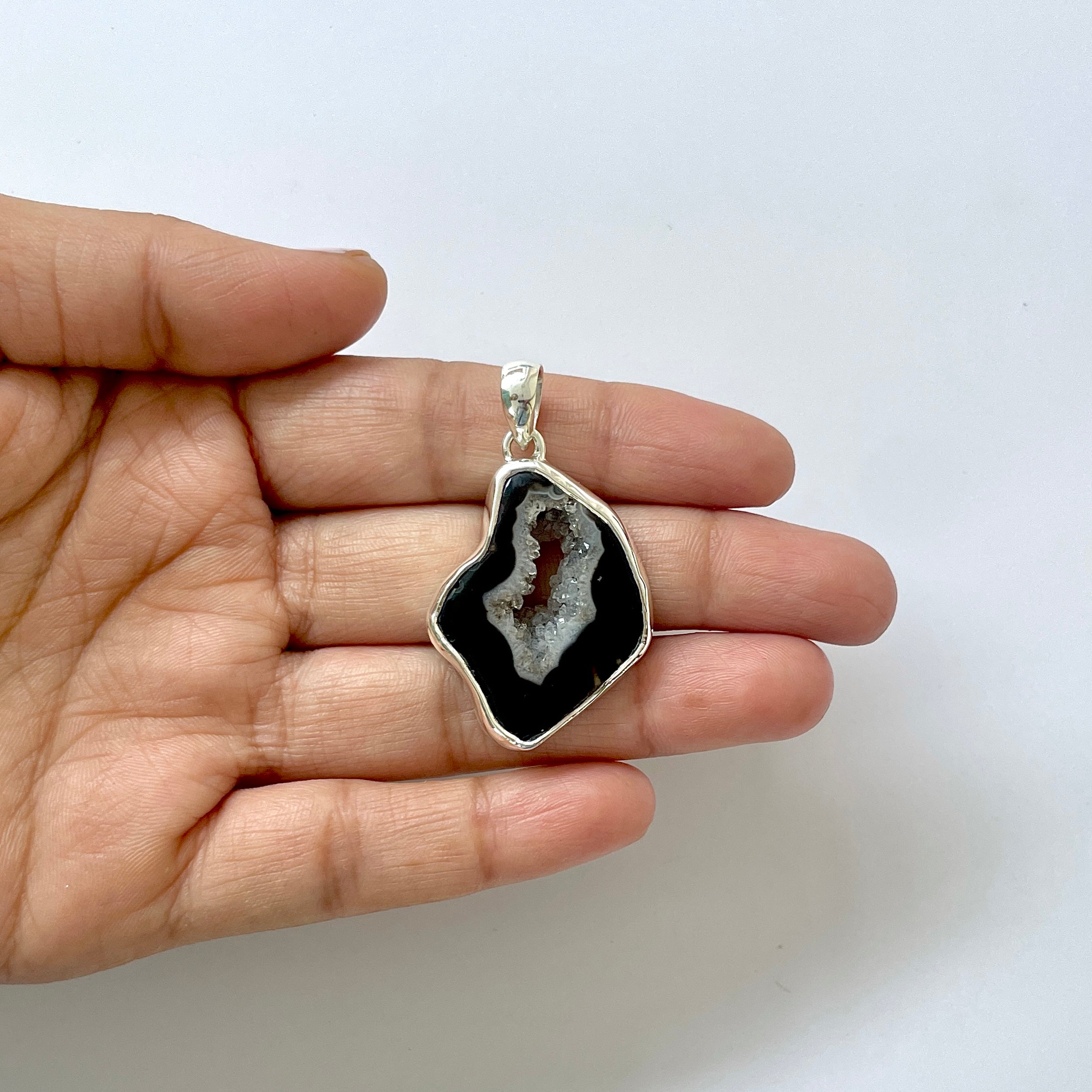 Agate Black Pendant-(ABL-1-20)