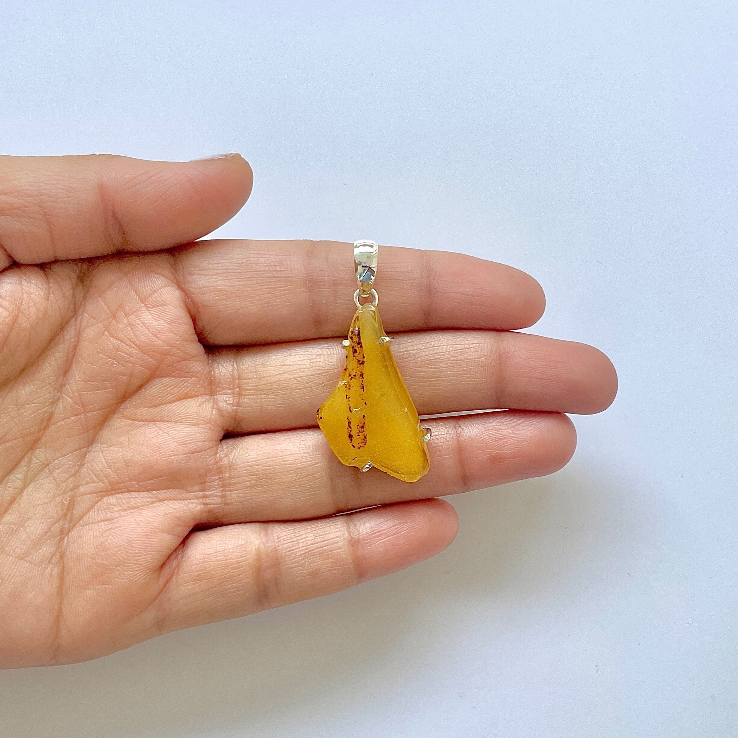 Amber Pendant-(AMB-1-36)