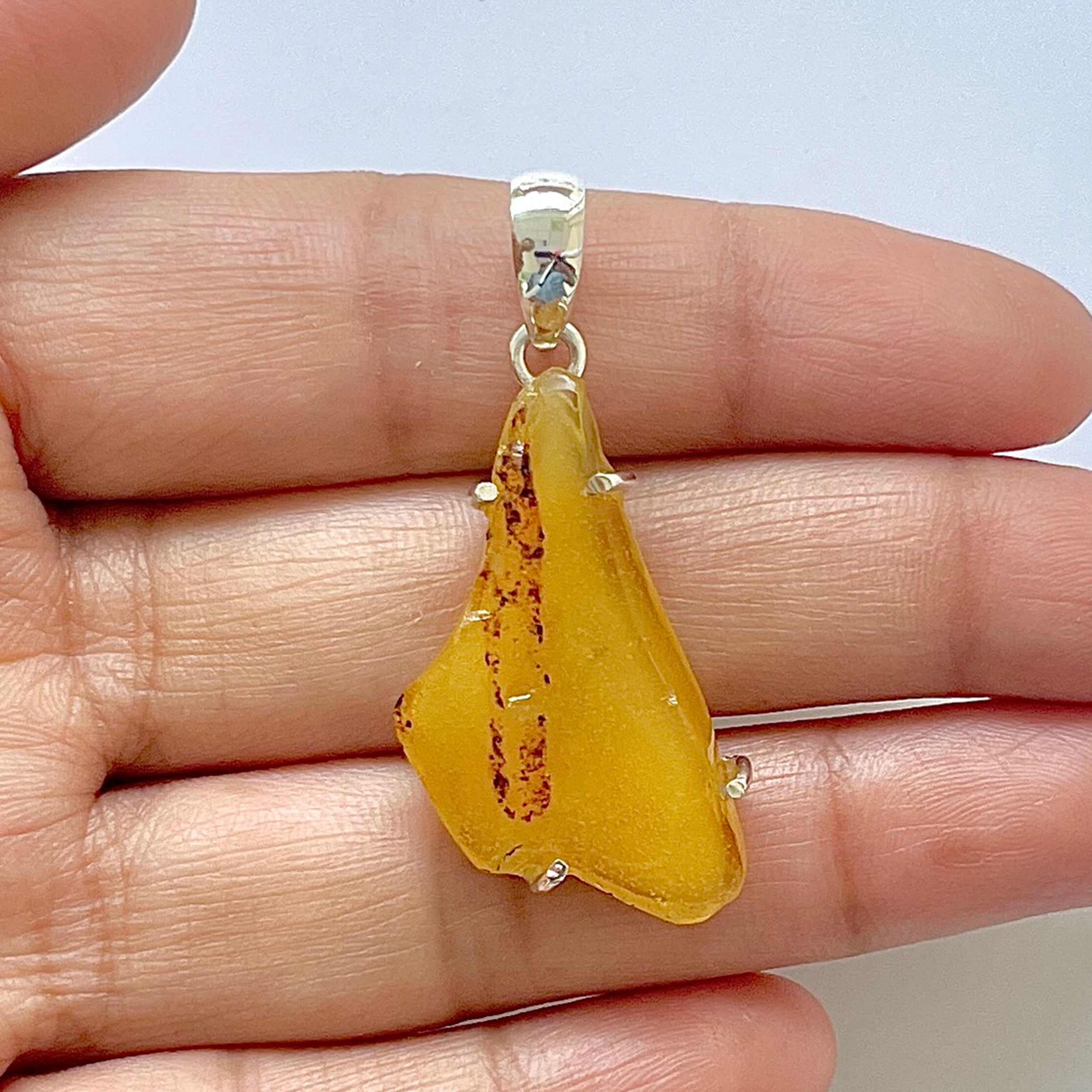 Amber Pendant-(AMB-1-36)
