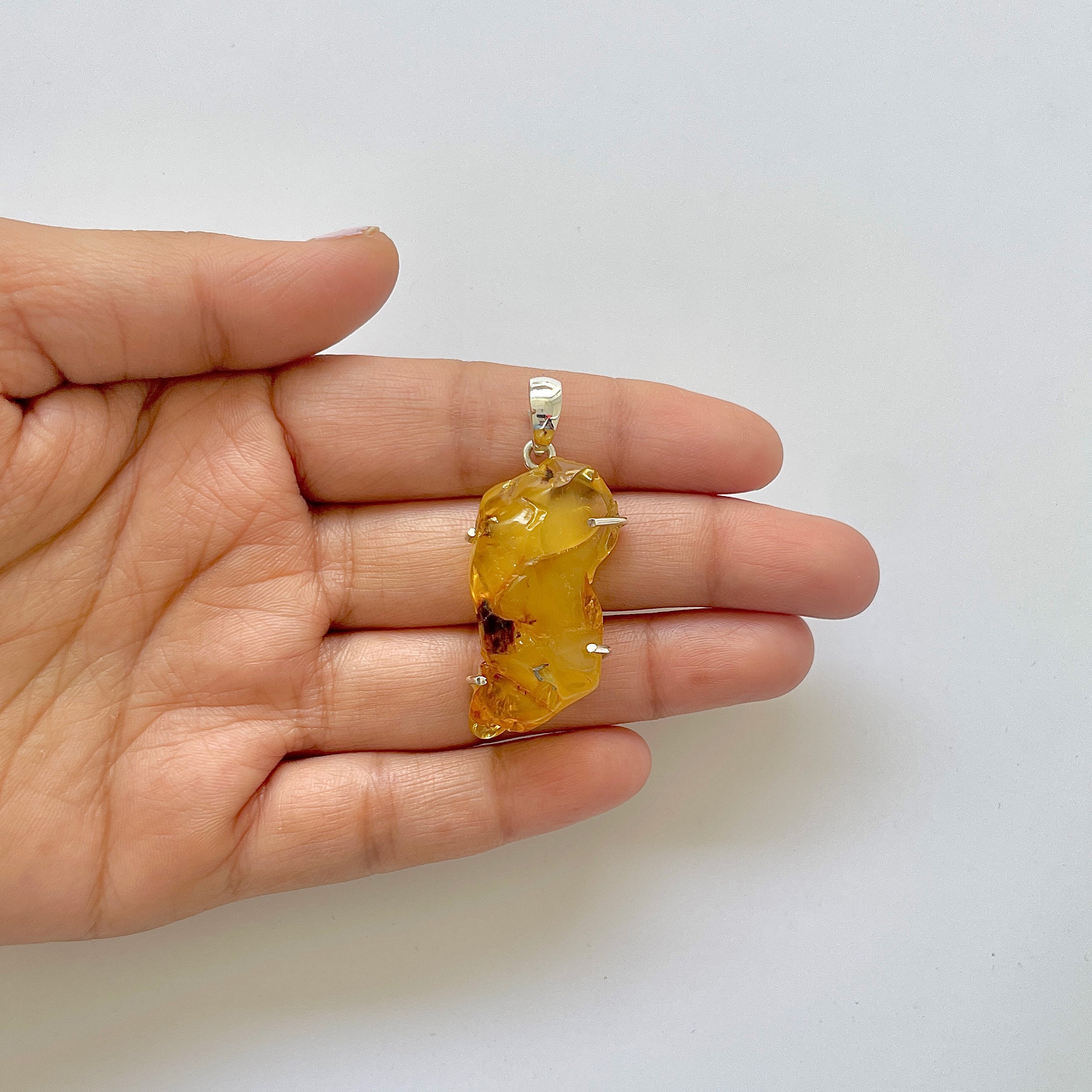 Amber Pendant-(AMB-1-40)