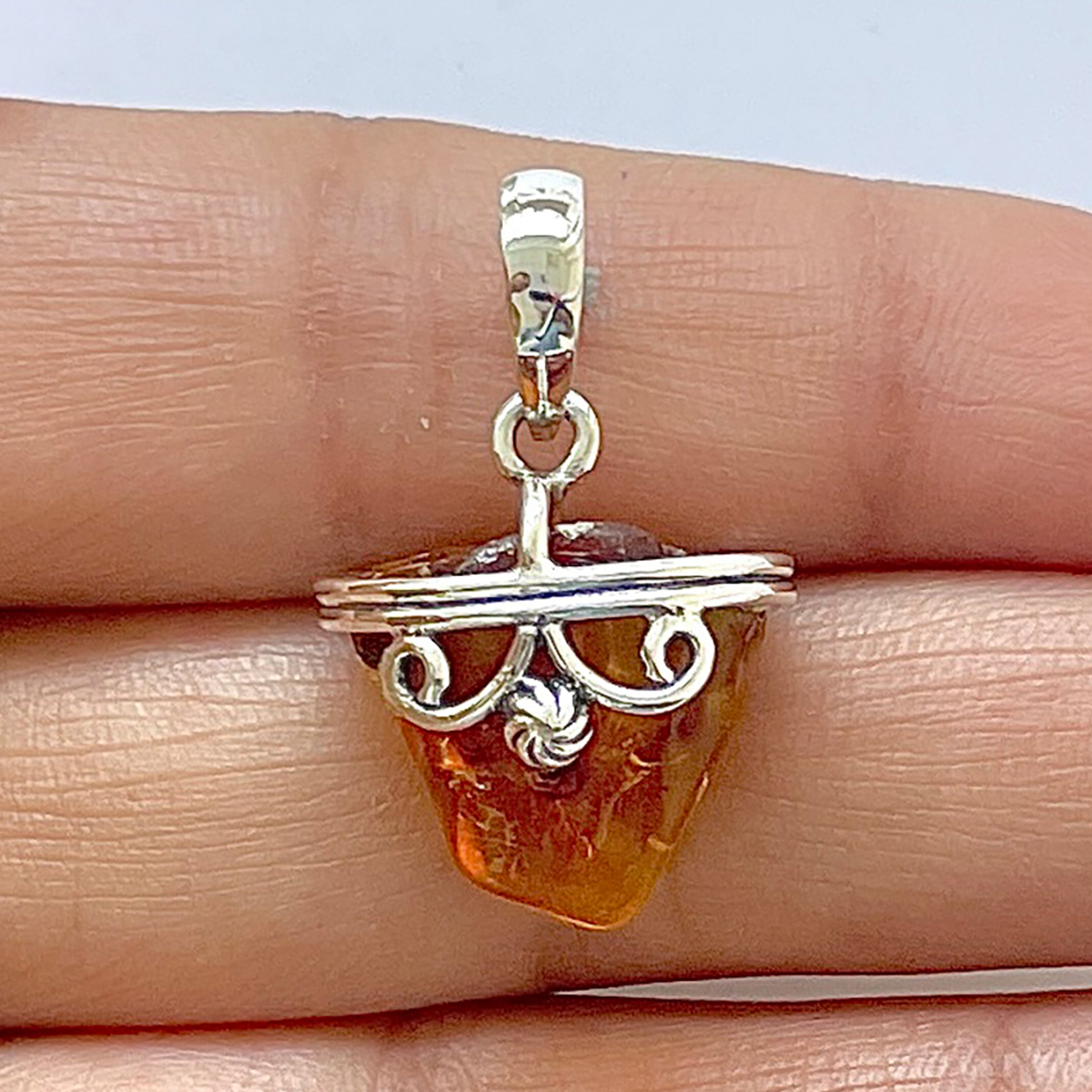 Amber Pendant-(AMB-1-44)