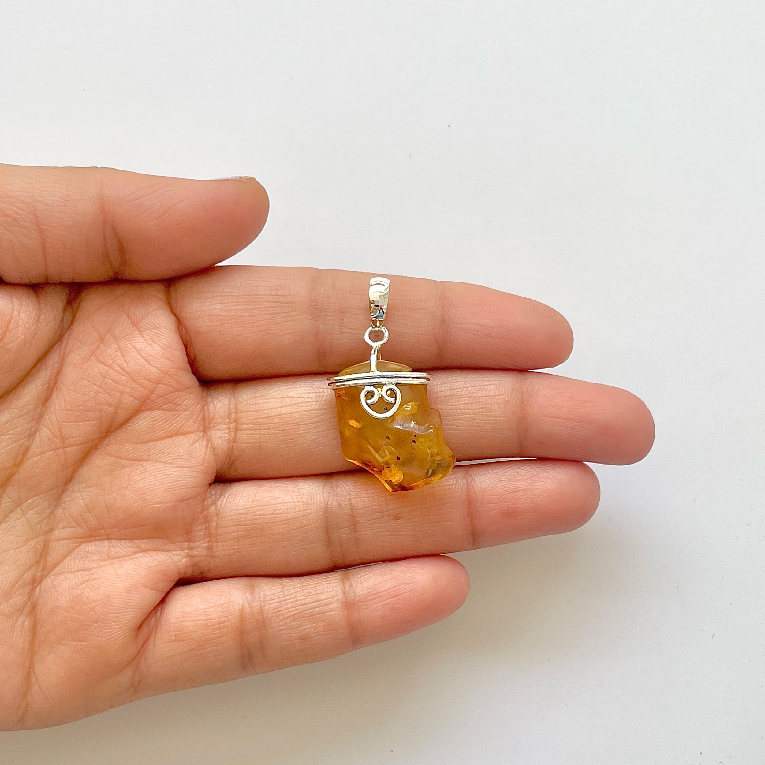 Amber Pendant-(AMB-1-48)