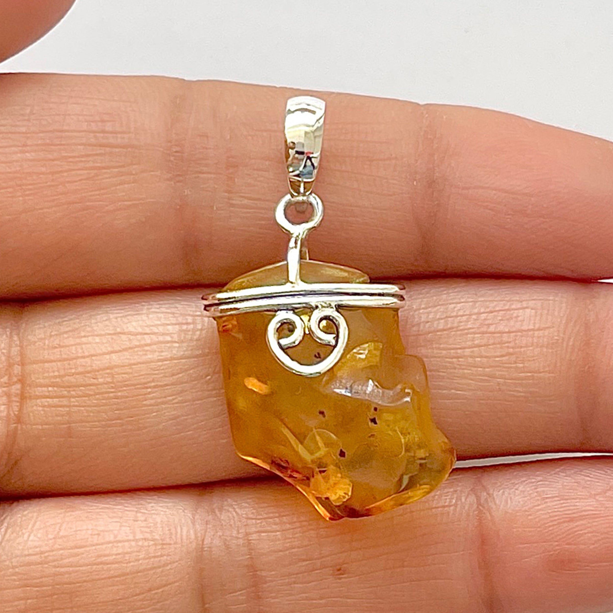 Amber Pendant-(AMB-1-48)