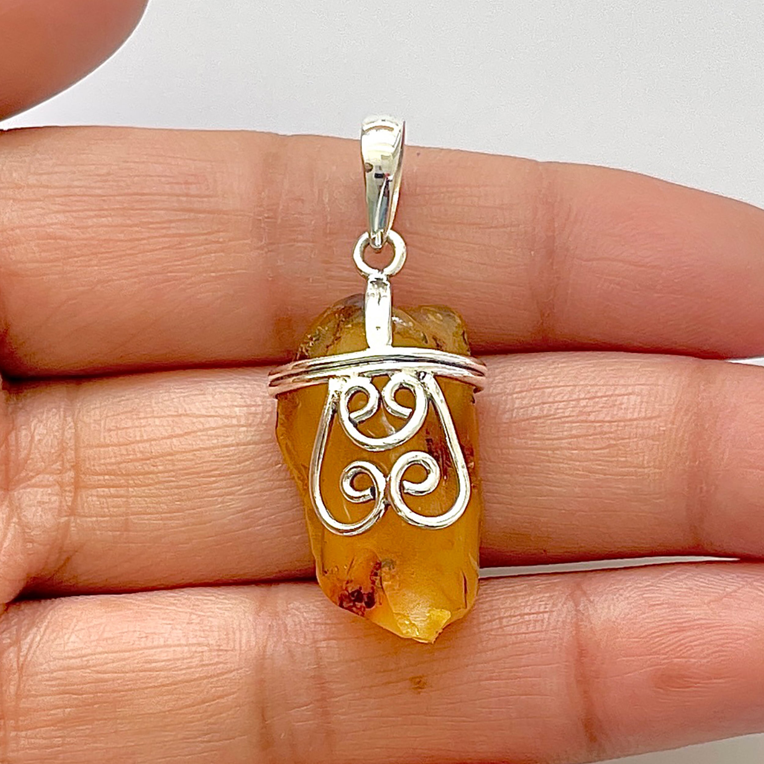 Amber Pendant-(AMB-1-49)