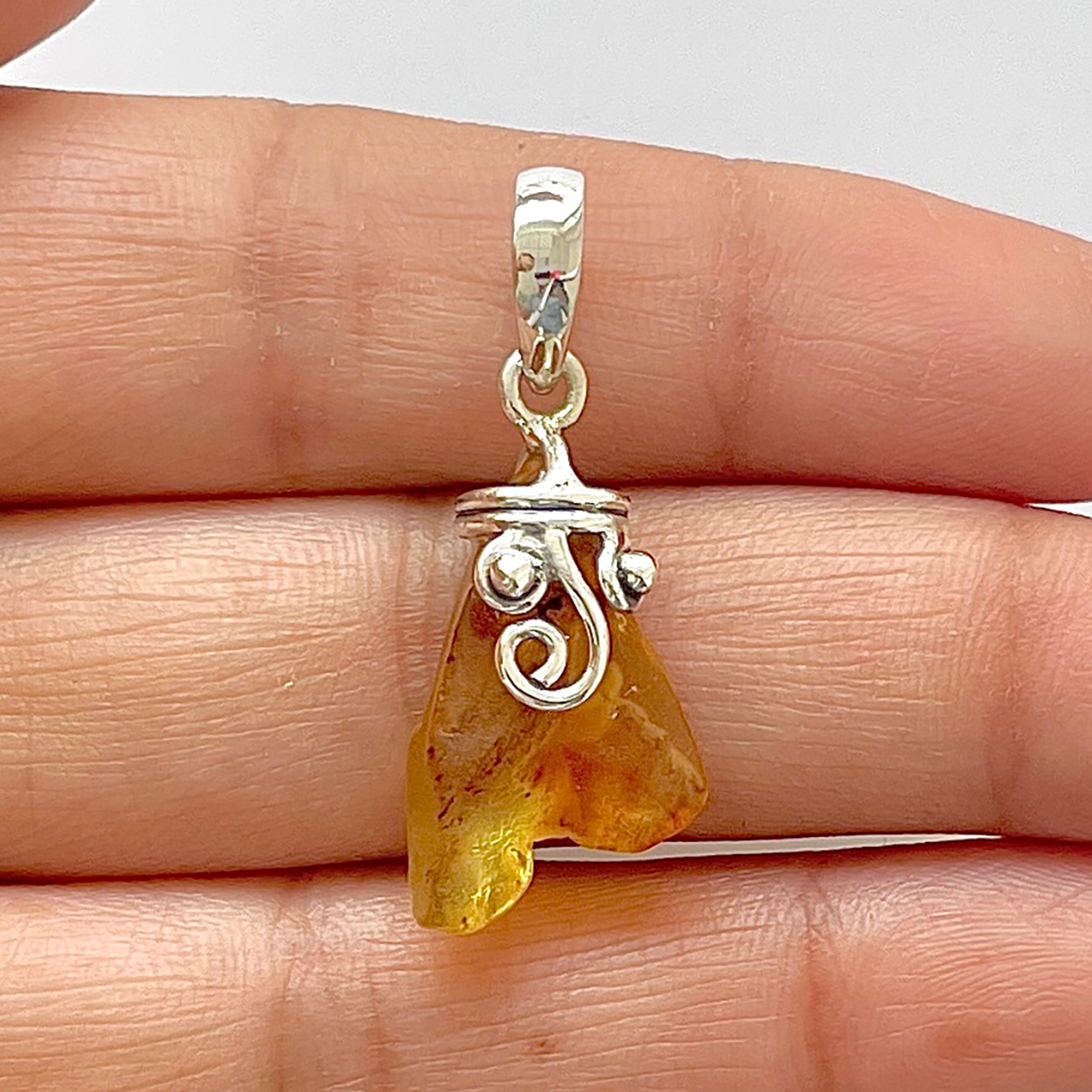 Amber Pendant-(AMB-1-56)