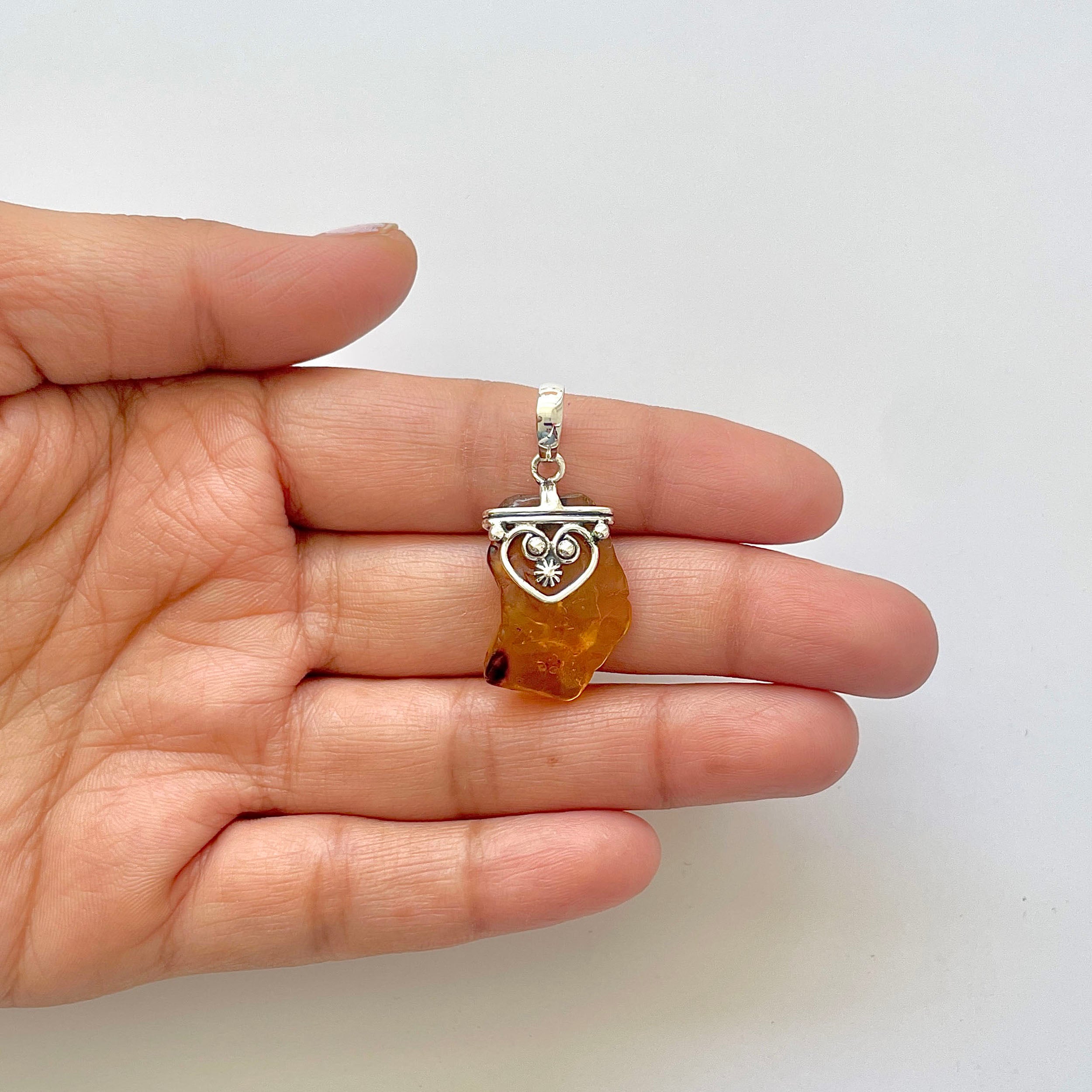 Amber Pendant-(AMB-1-62)