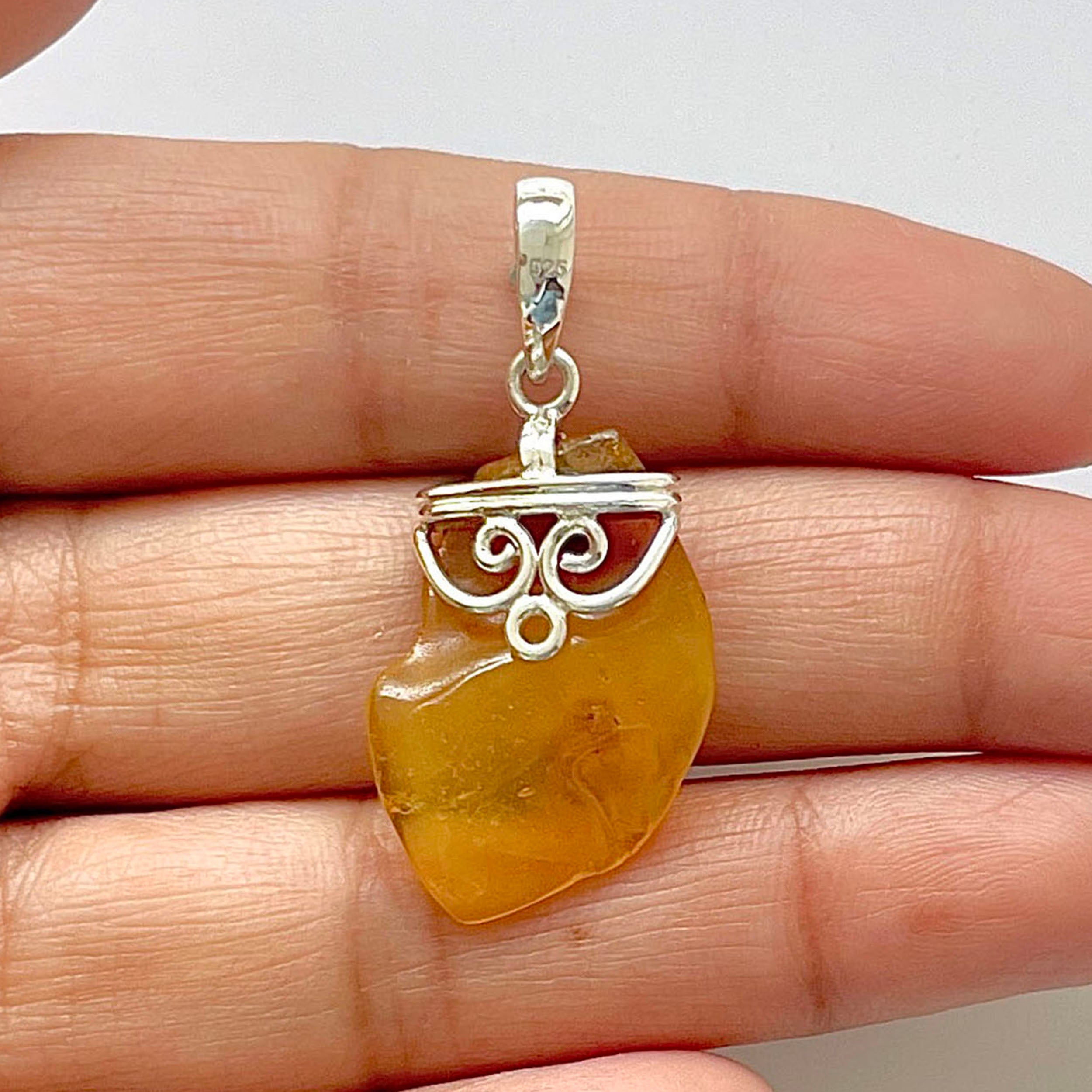 Amber Pendant-(AMB-1-63)