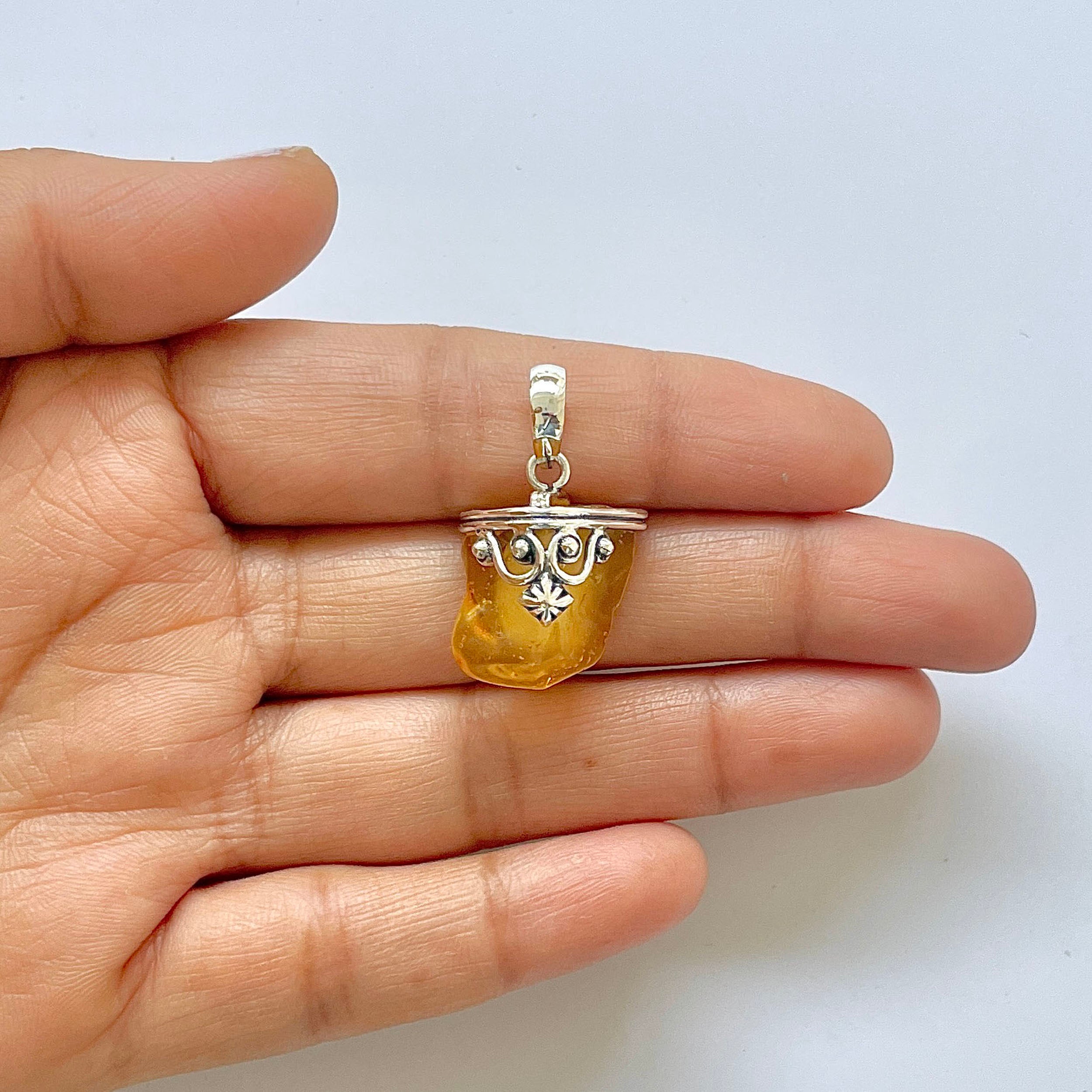 Amber Pendant-(AMB-1-65)