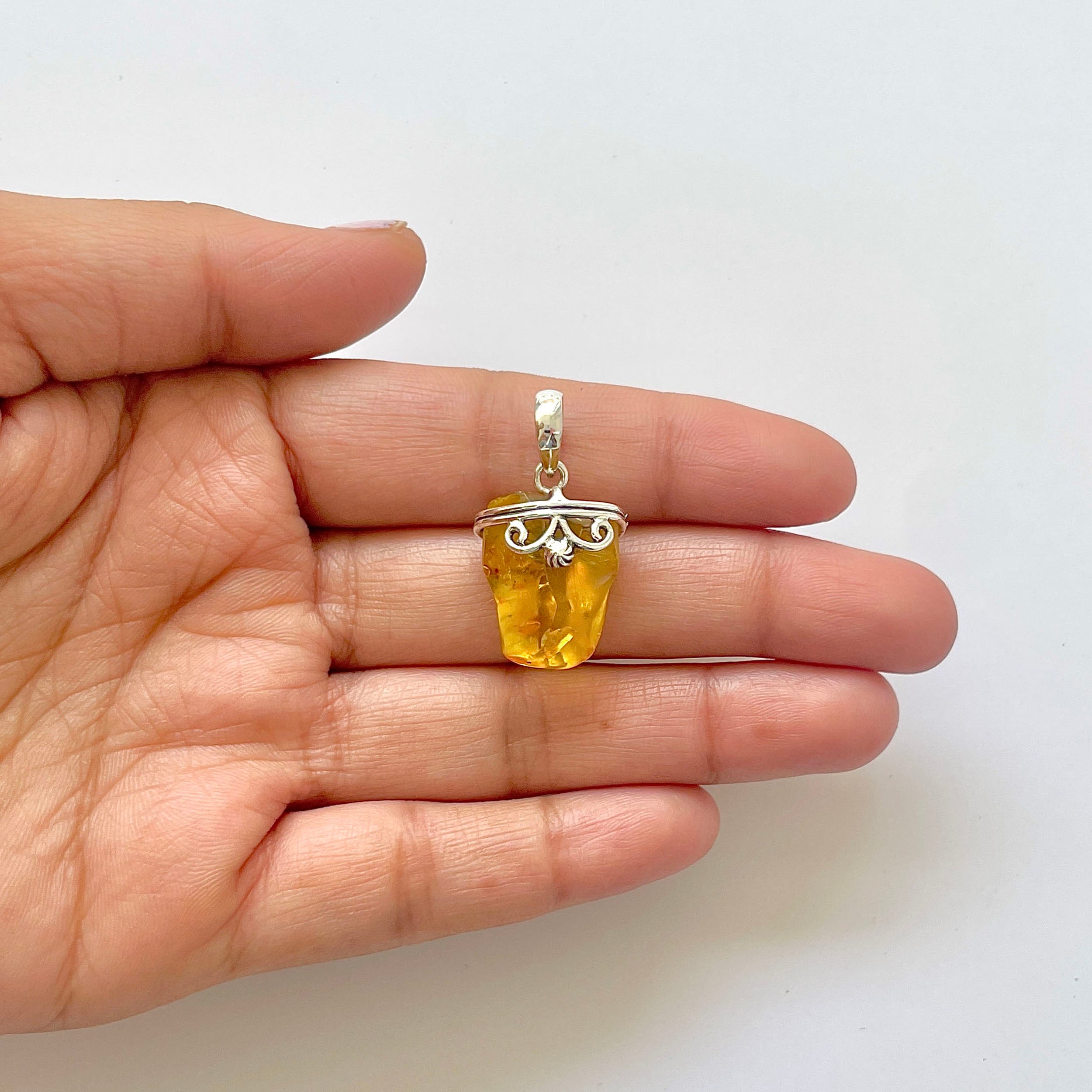 Amber Pendant-(AMB-1-66)