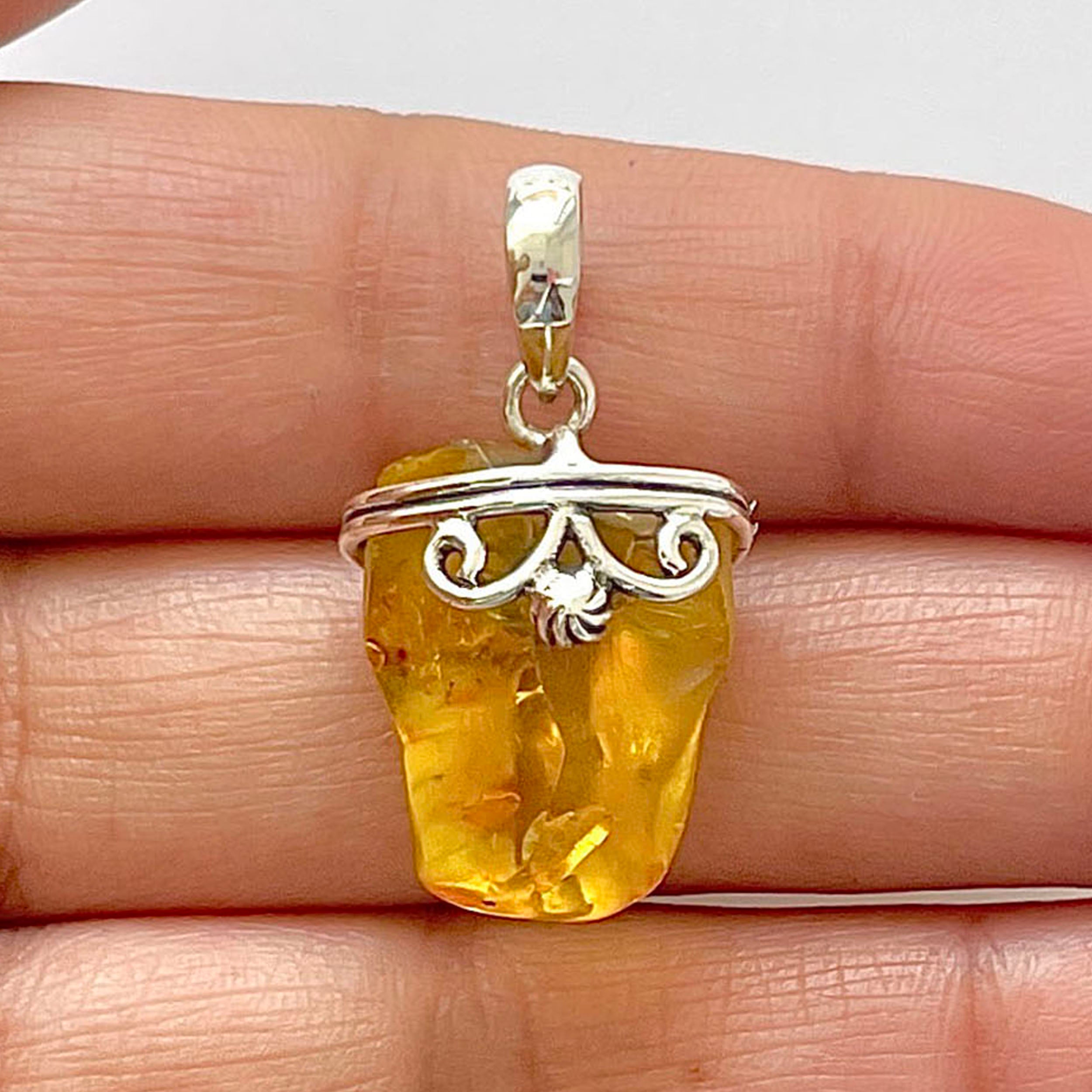 Amber Pendant-(AMB-1-66)