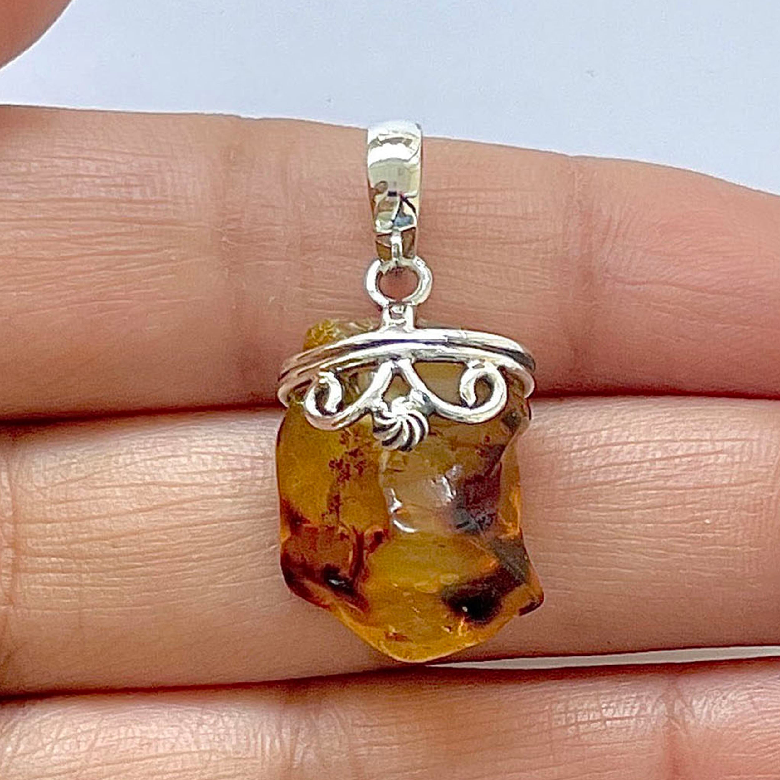Amber Pendant-(AMB-1-69)