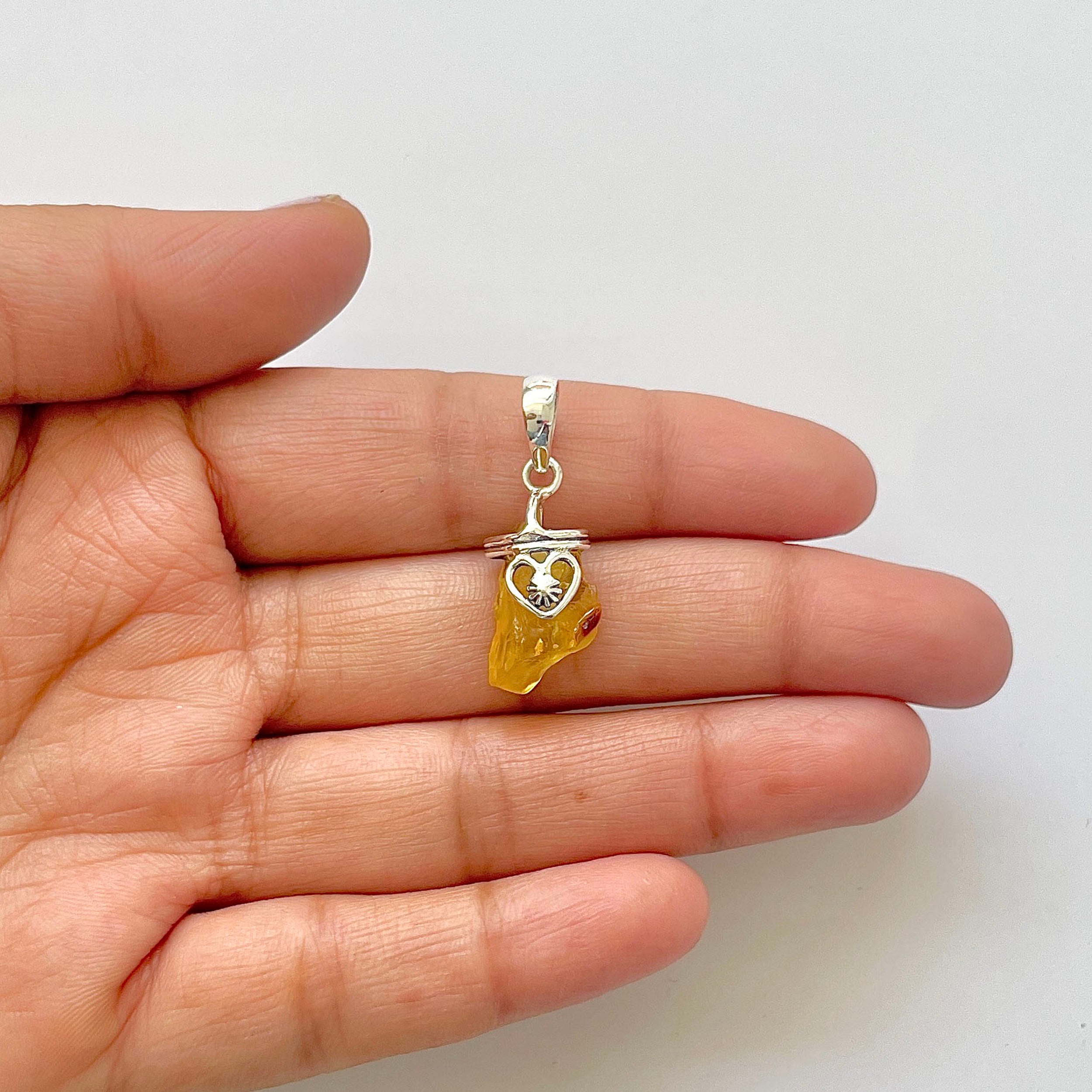 Amber Pendant-(AMB-1-76)