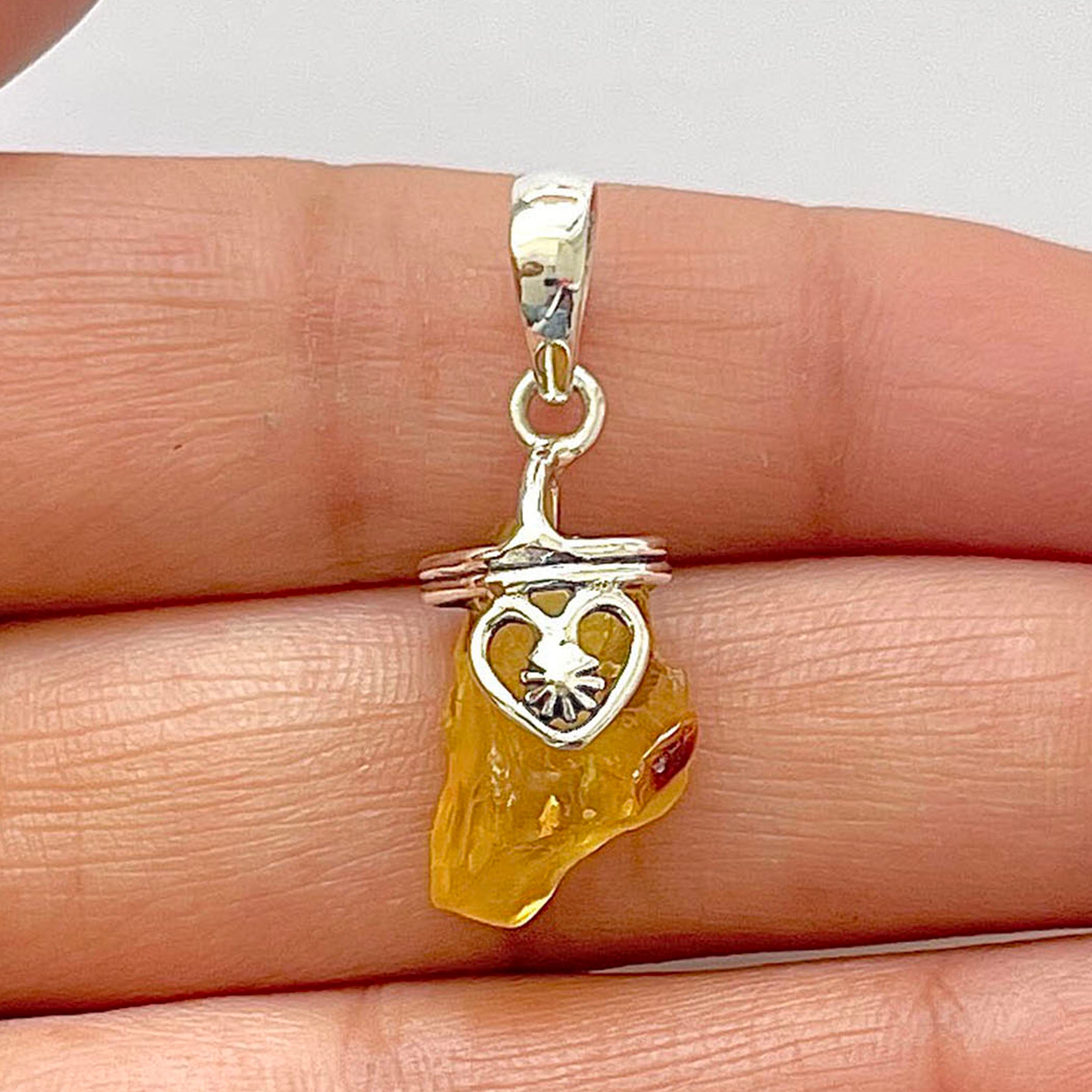 Amber Pendant-(AMB-1-76)