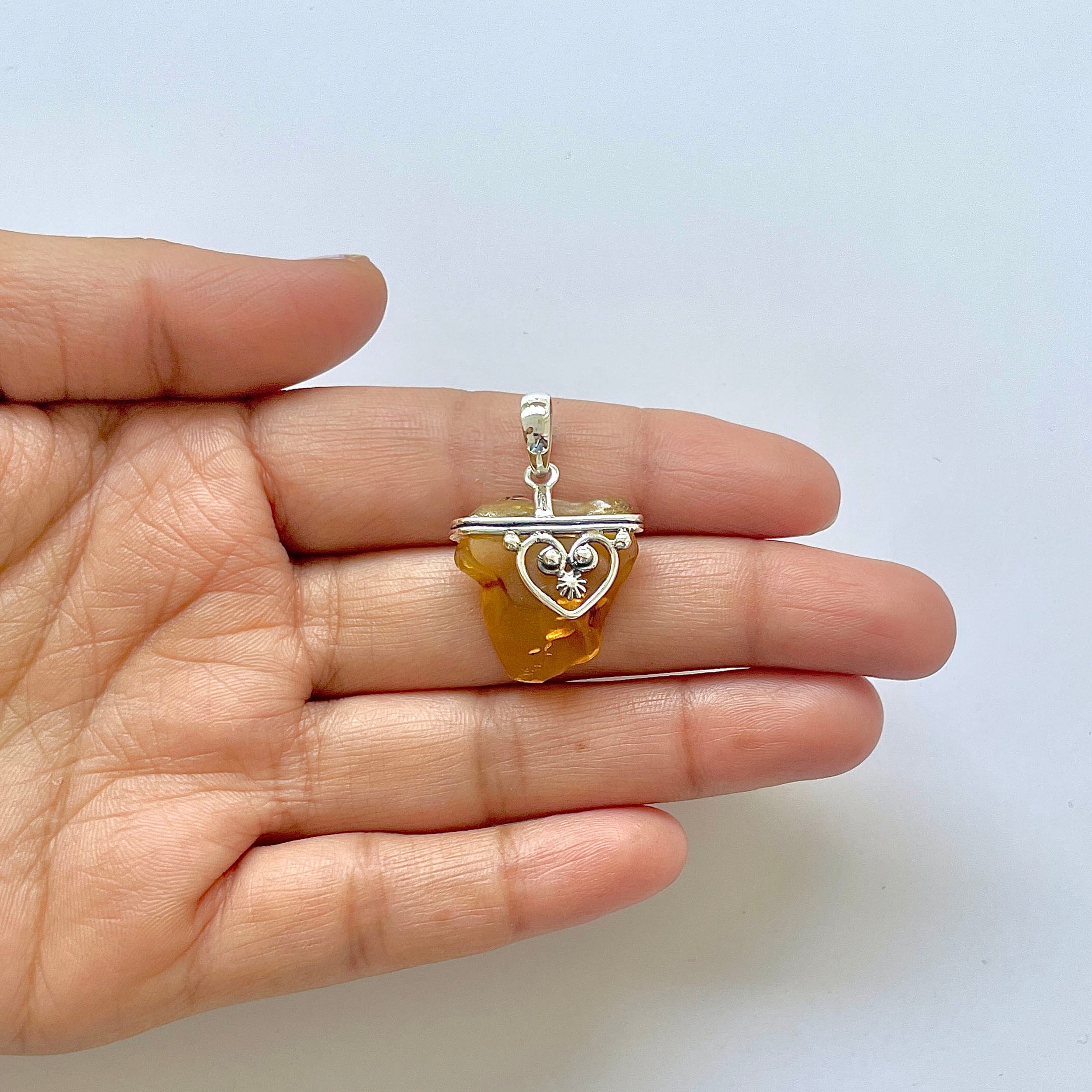 Amber Pendant-(AMB-1-79)